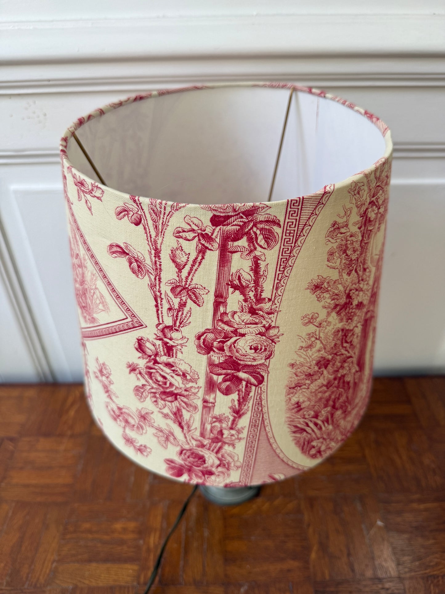 Lampe style Empire avec abat-jour en toile de jouy