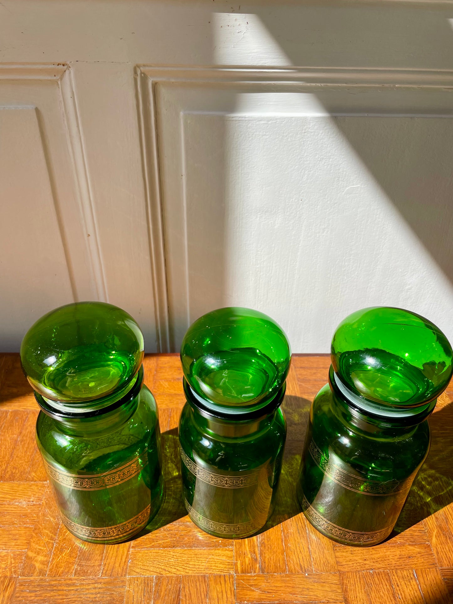 Flacon d'apothicaires en verre vert