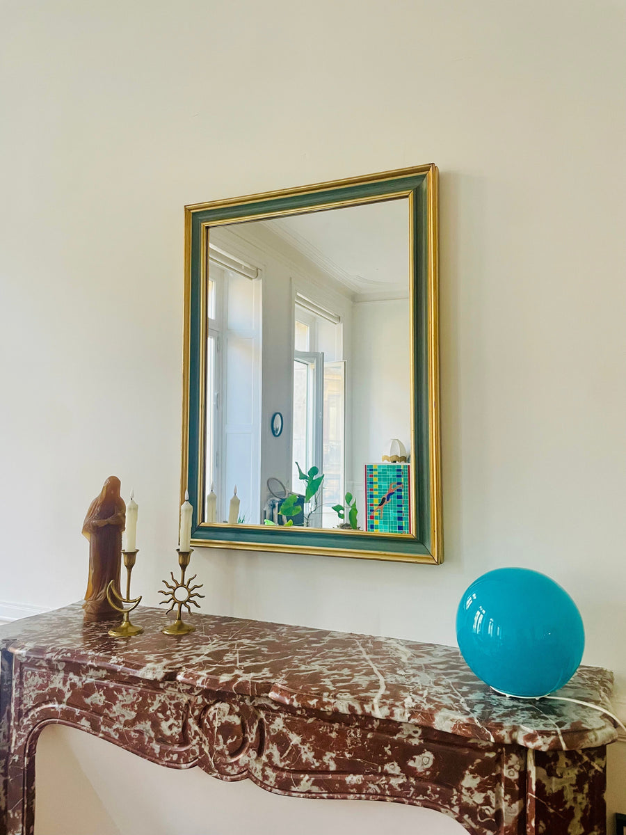 Décorer une entrée avec du vintage : le combo miroir, console et lumière
