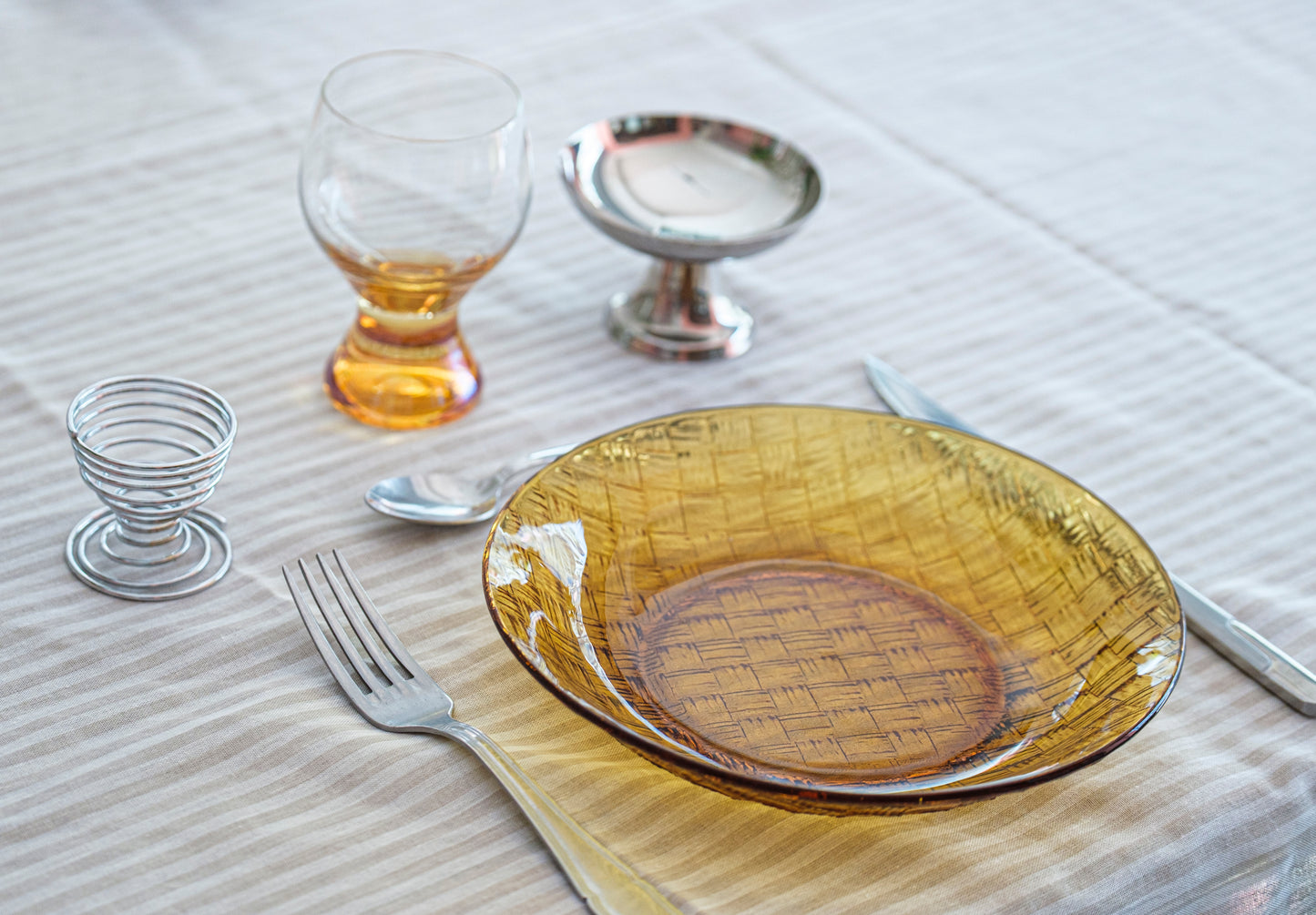Assiettes creuses Duralex en verre ambré