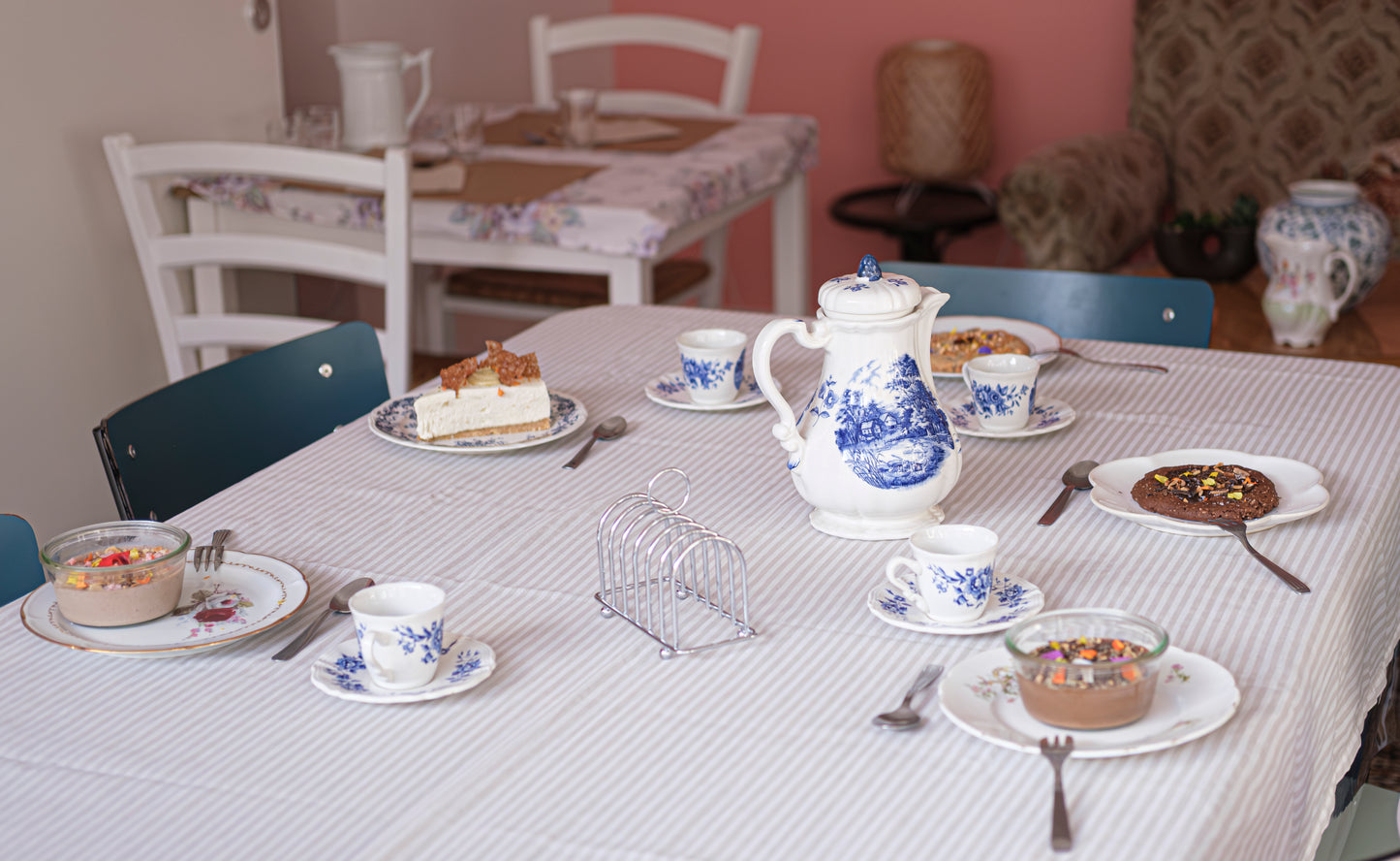 Petites assiettes bleues carrés Germany