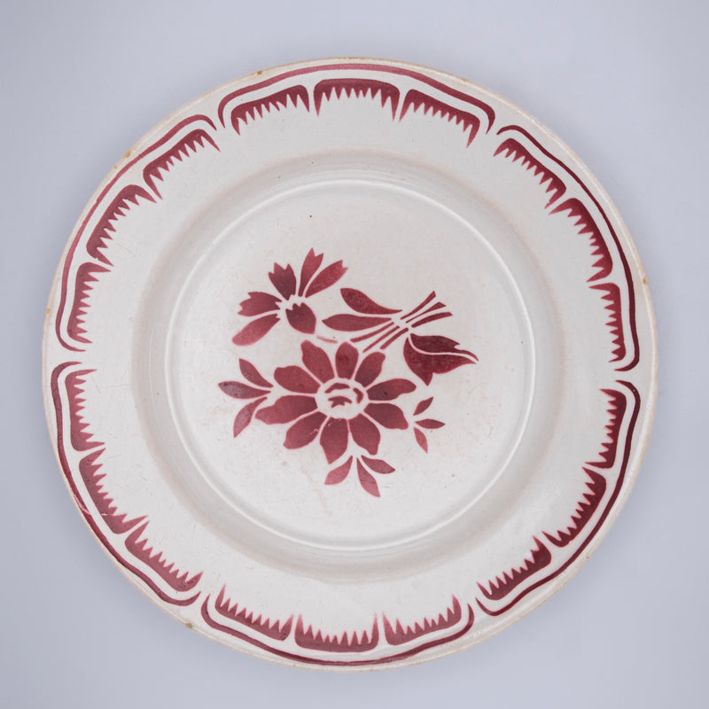Set of six floral red dinner plates from Razzia Days, featuring vibrant flower patterns for elegant table settings.