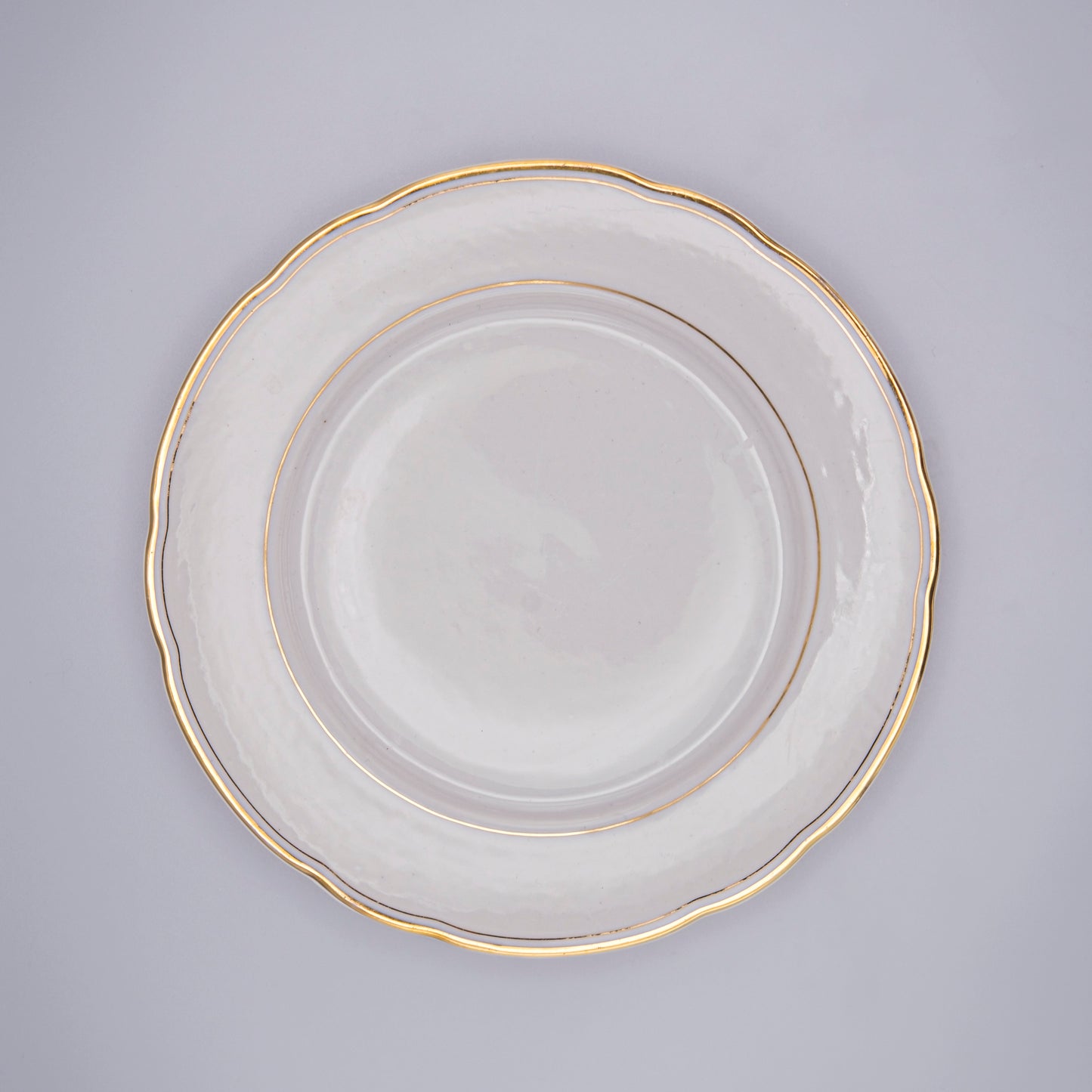 Petites assiettes porcelaine bohème dorées