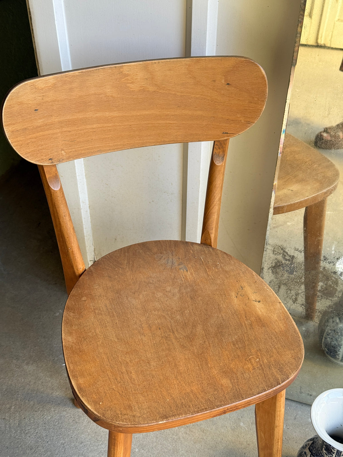 Paire de chaises en bois brut