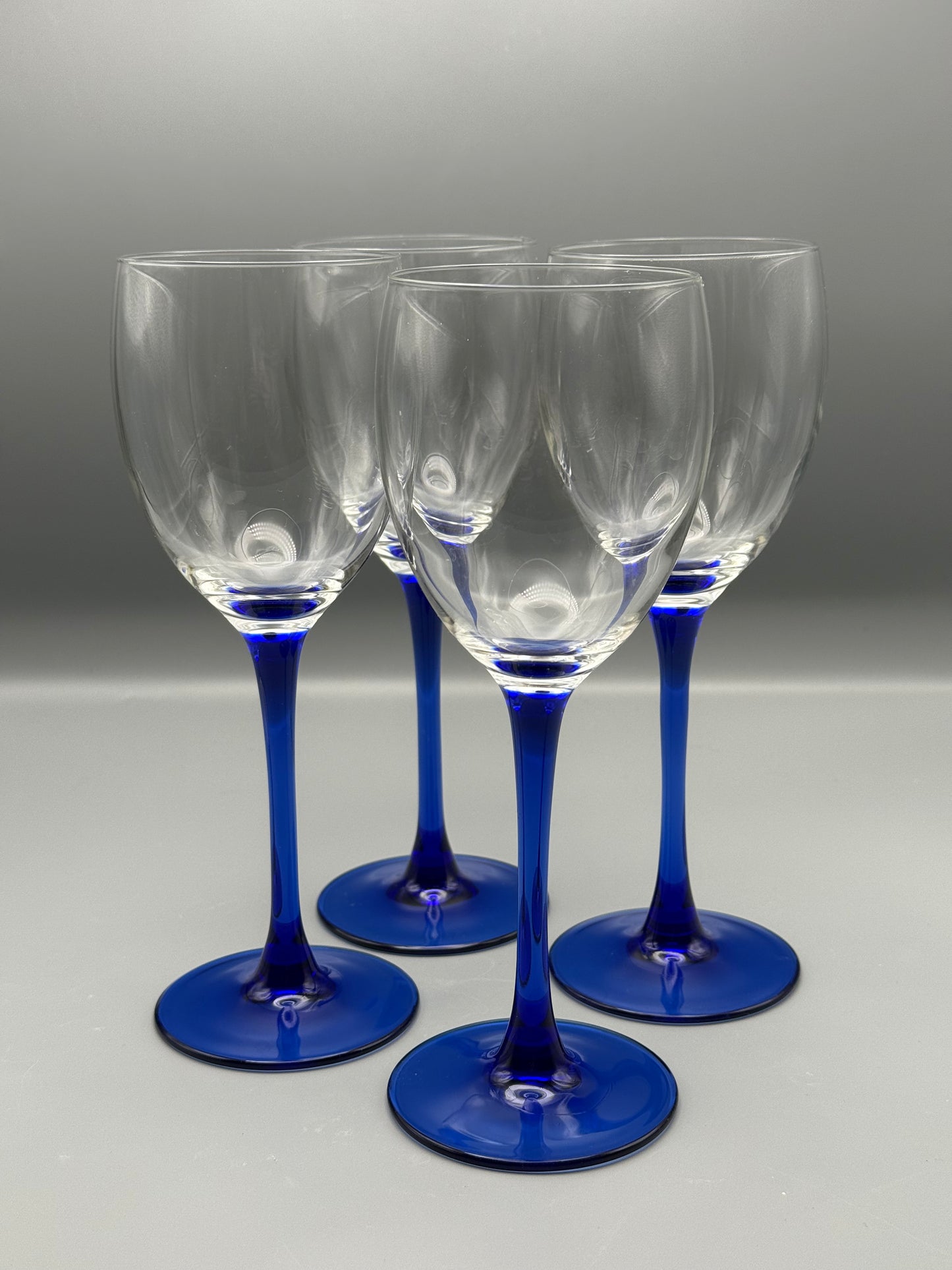 Lot de 4 verres à vin Luminarc