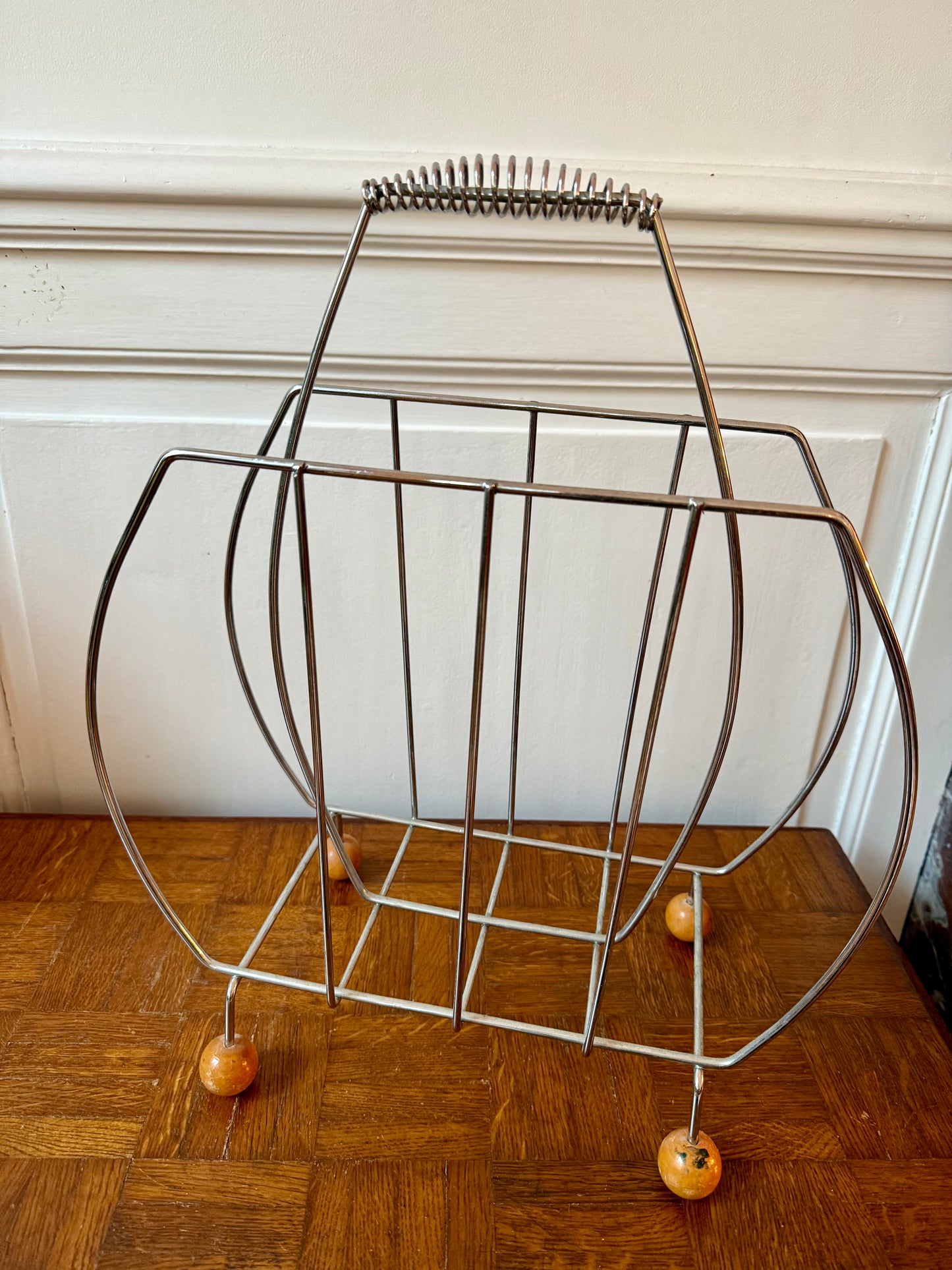 Porte-revues en métal et bois