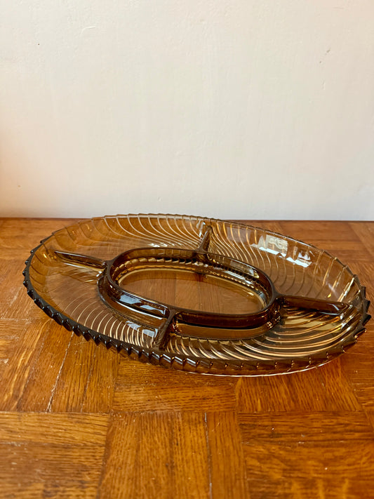 Plat apéritif en verre fumé