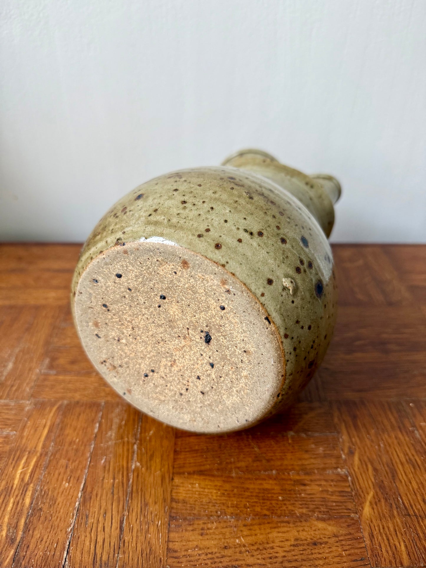 Pichet en grés verni