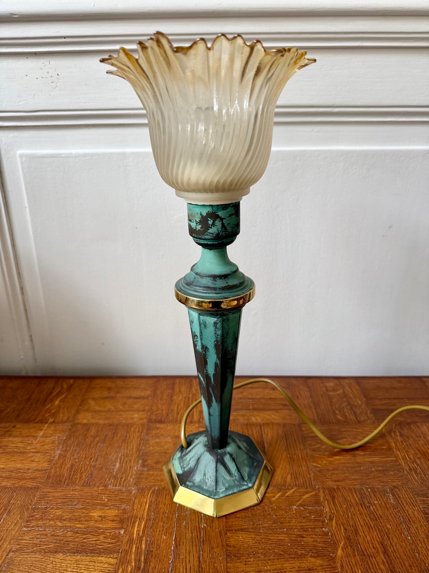 Lampe tulipe Art Déco