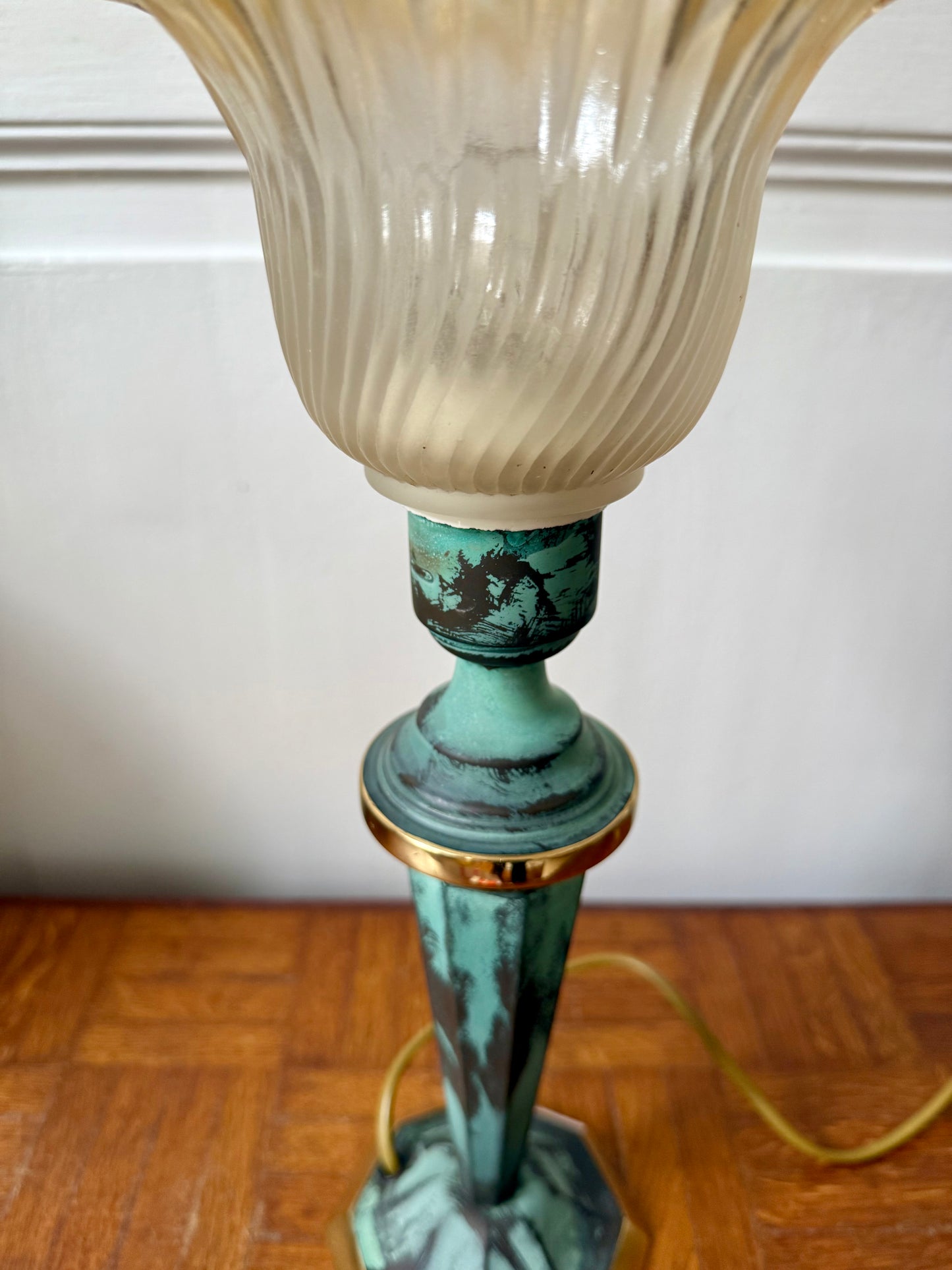 Lampe tulipe Art Déco