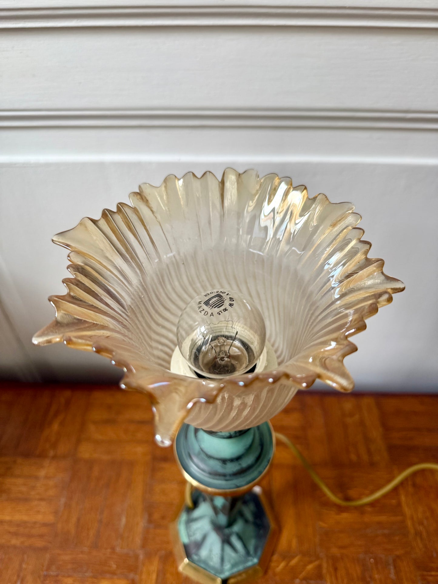 Lampe tulipe Art Déco