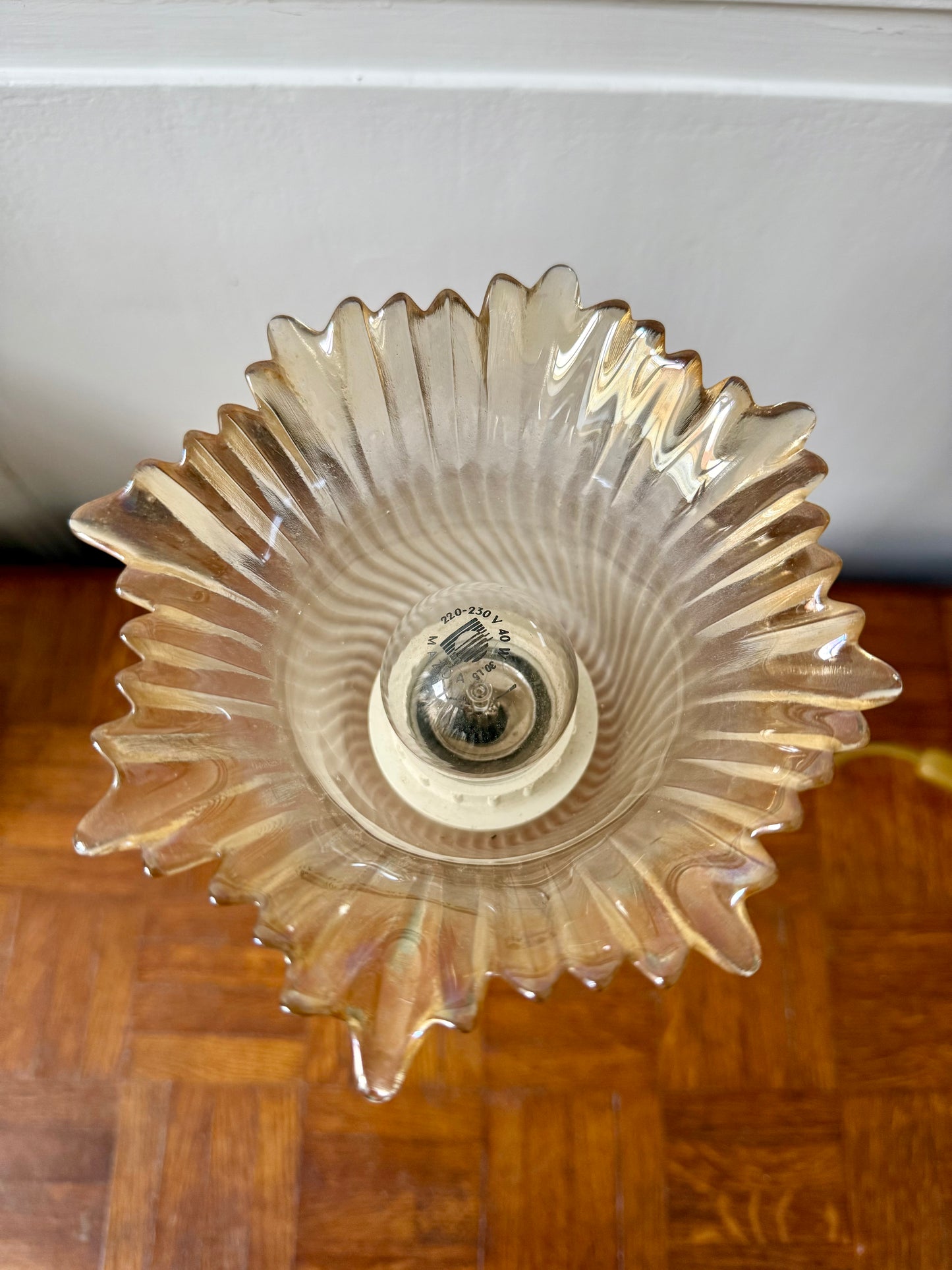 Lampe tulipe Art Déco