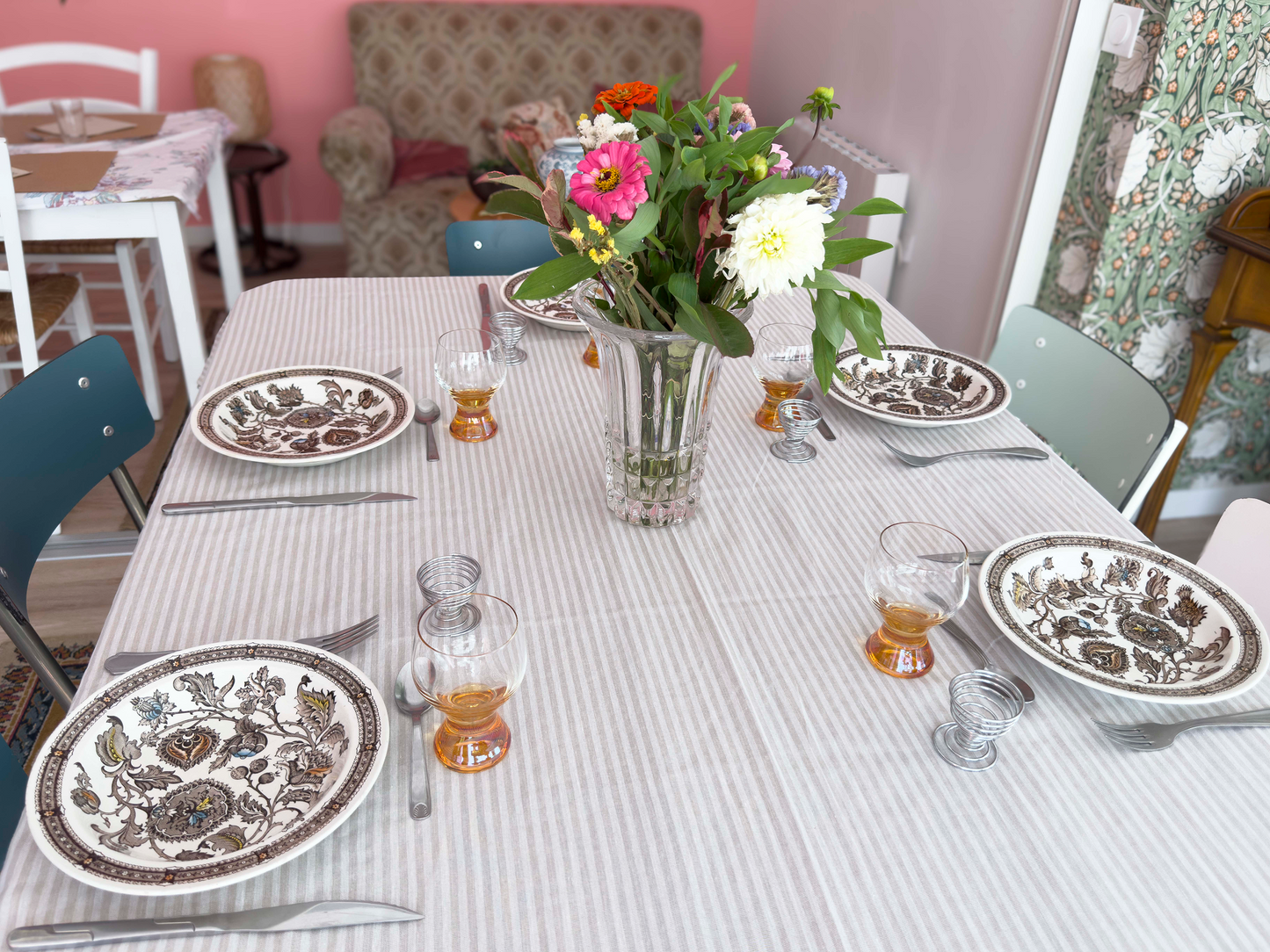 Assiettes creuses anglaises Jacobean