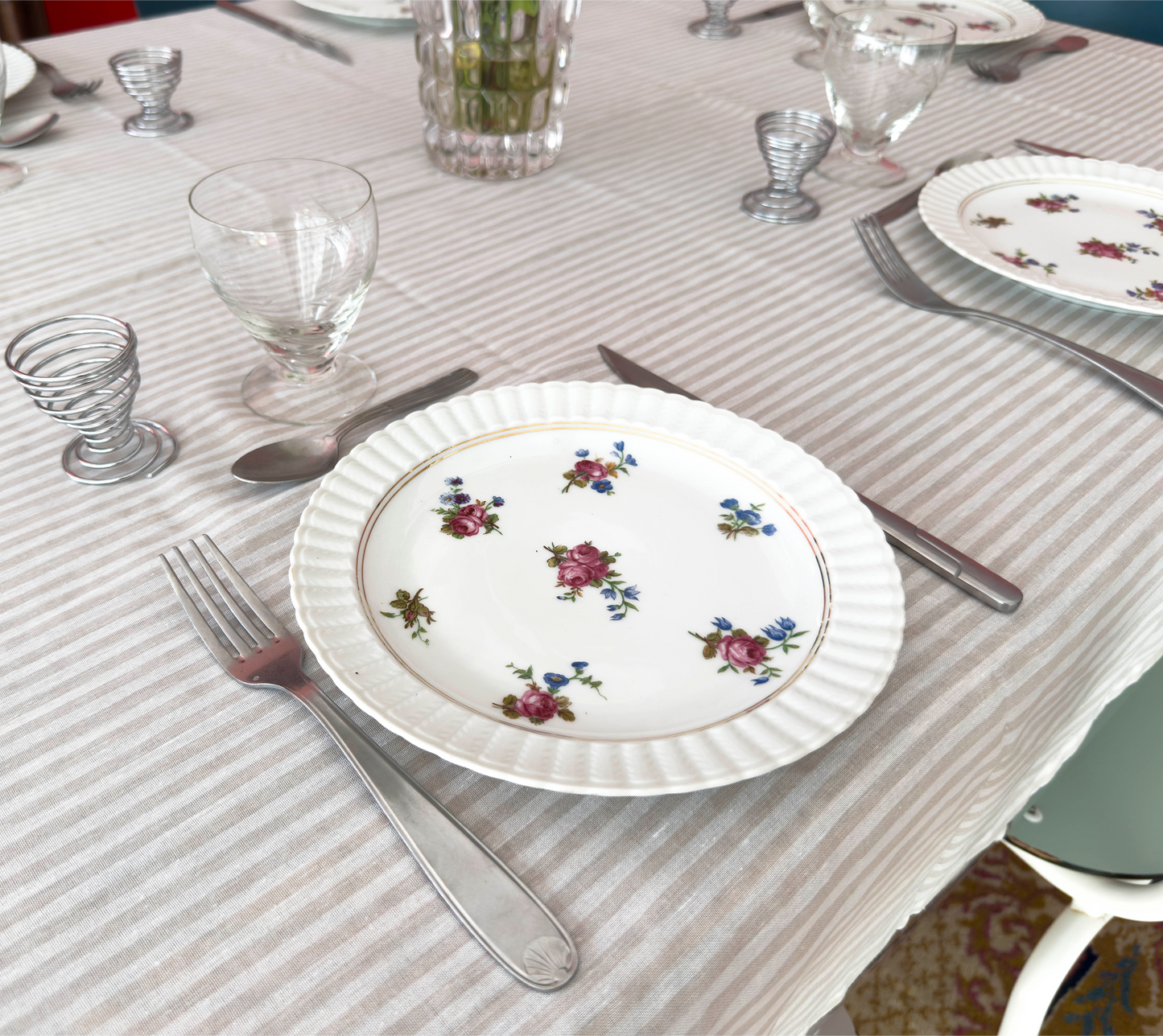 Lot de 6 assiettes très fleuries porcelaine de Limoges