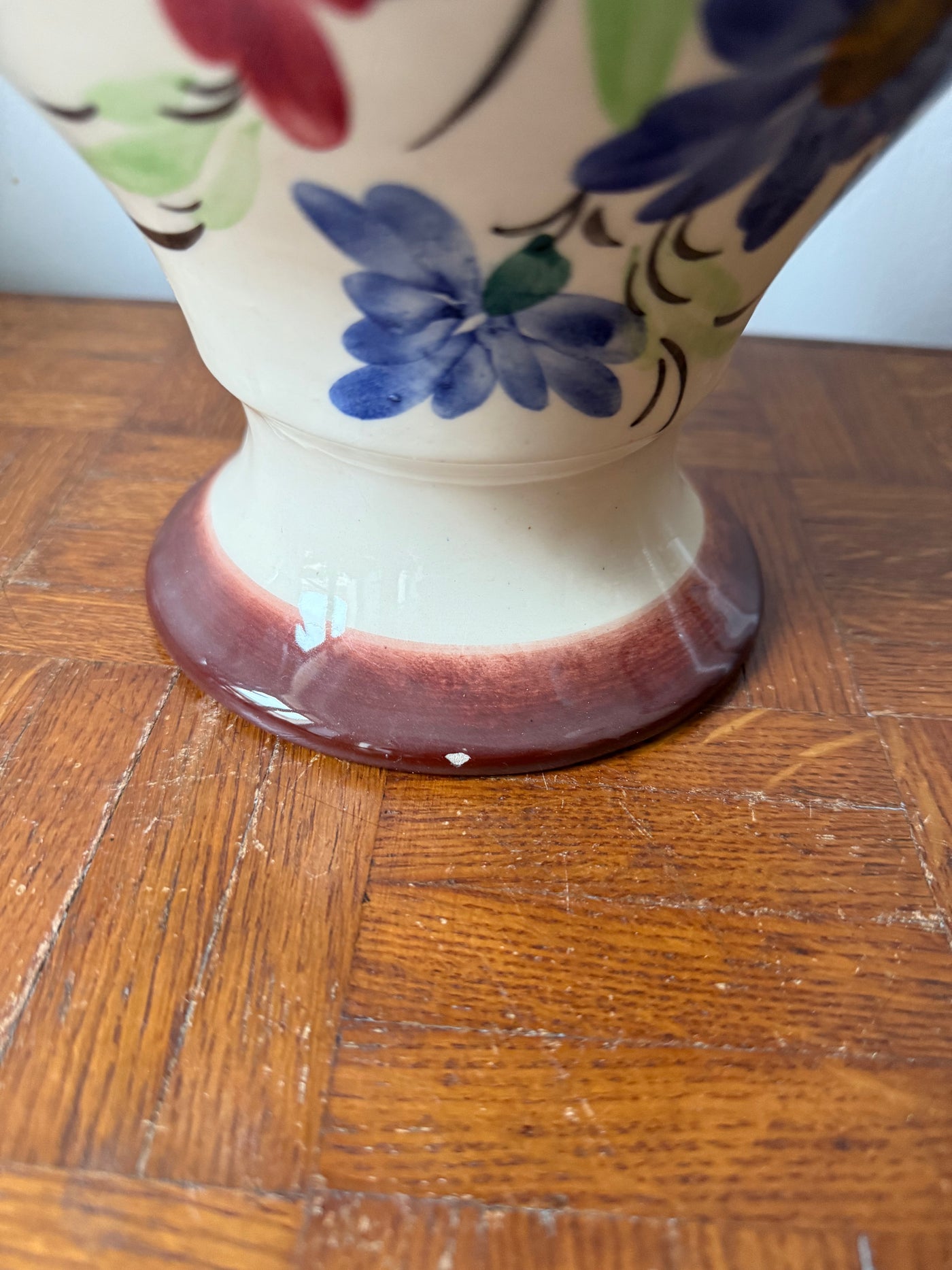 Grand vase en céramique peint à la main