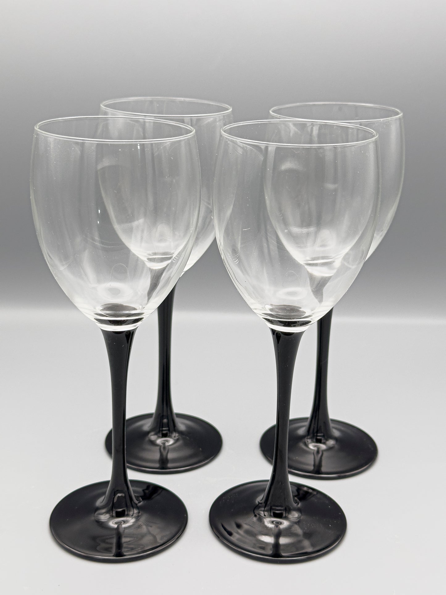 Verre à vin Luminarc pied noir