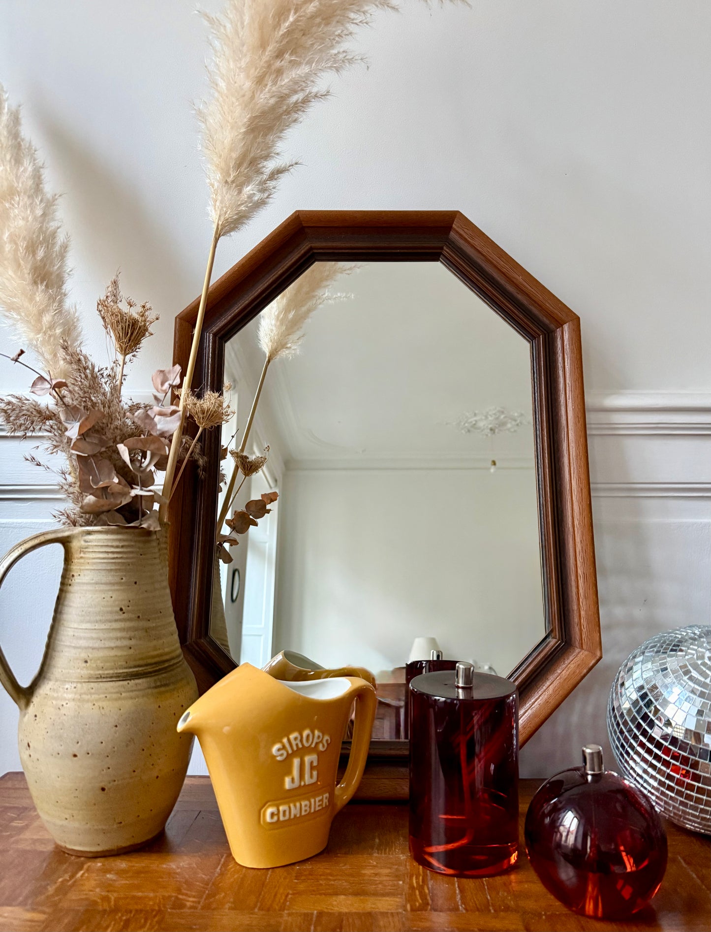 Grand miroir octogonal en bois