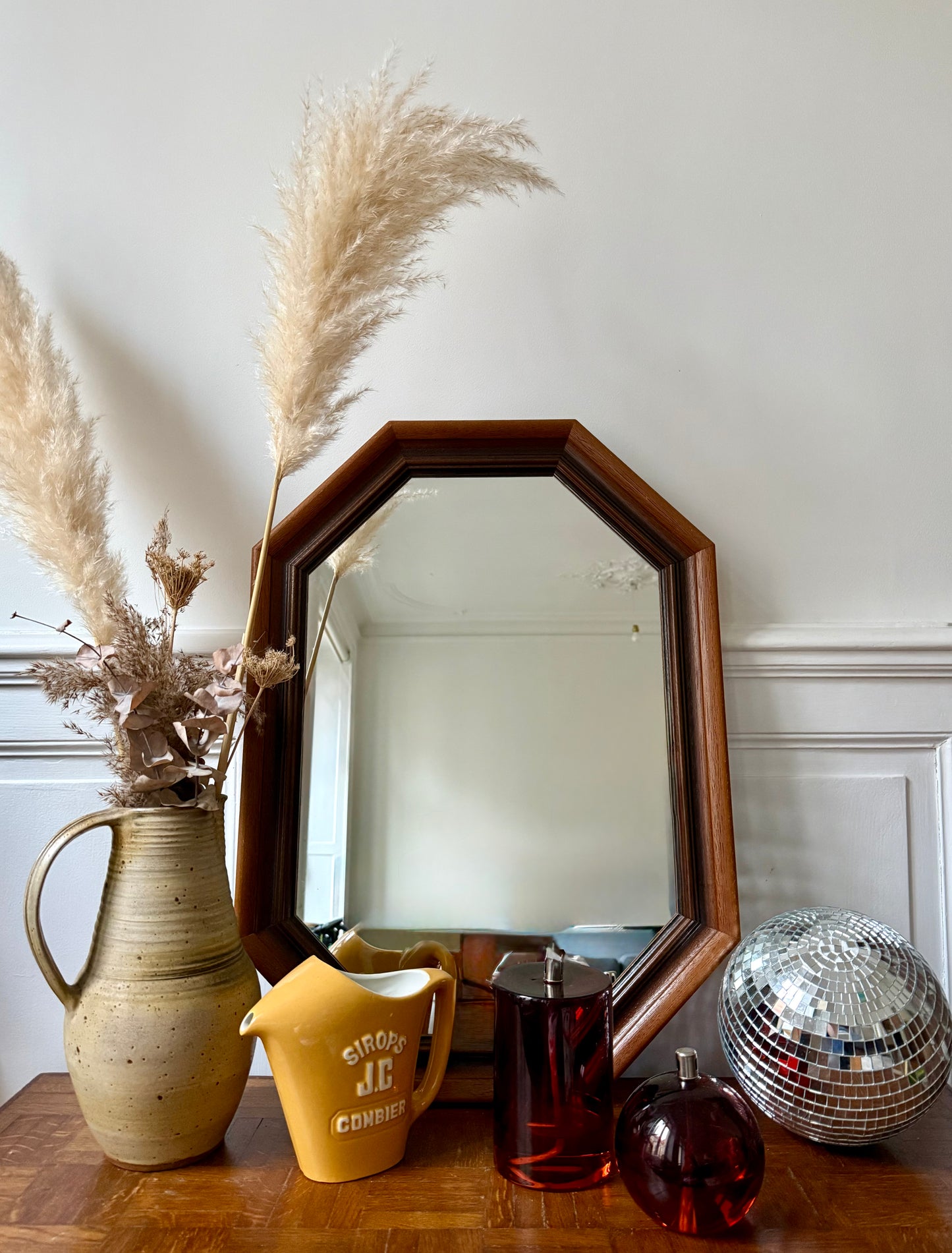 Grand miroir octogonal en bois