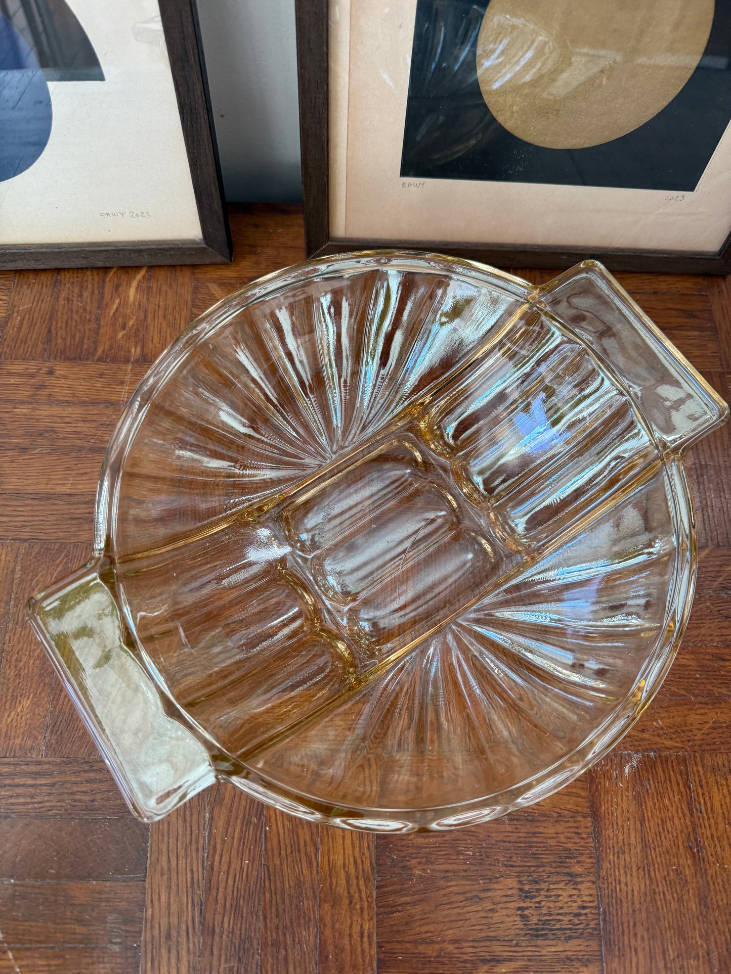 Plat en verre jaune made in France