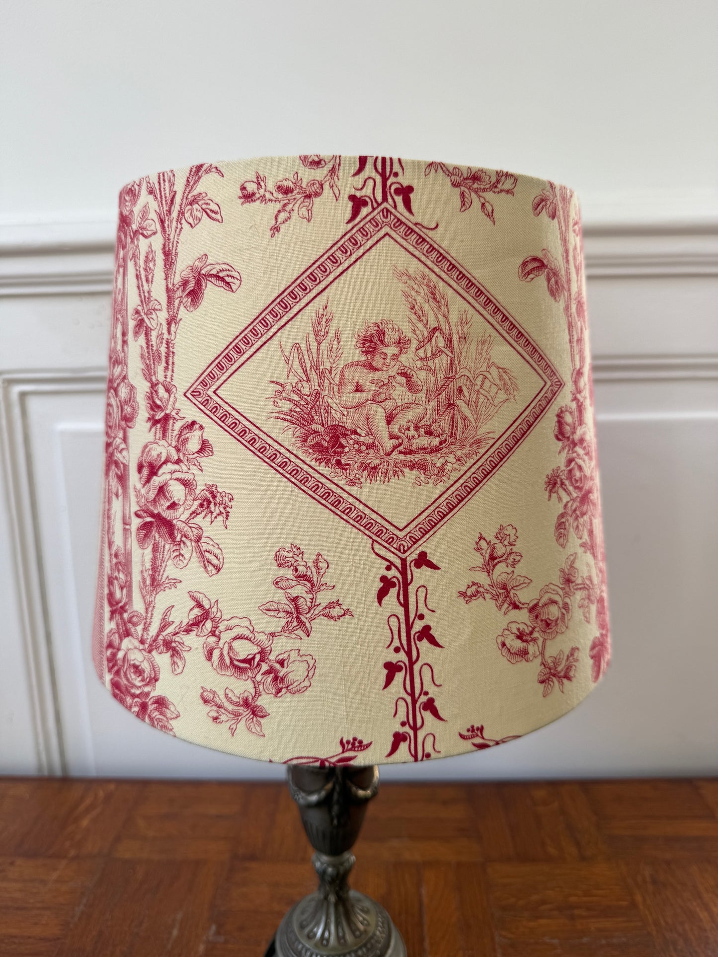 Lampe style Empire avec abat-jour en toile de jouy
