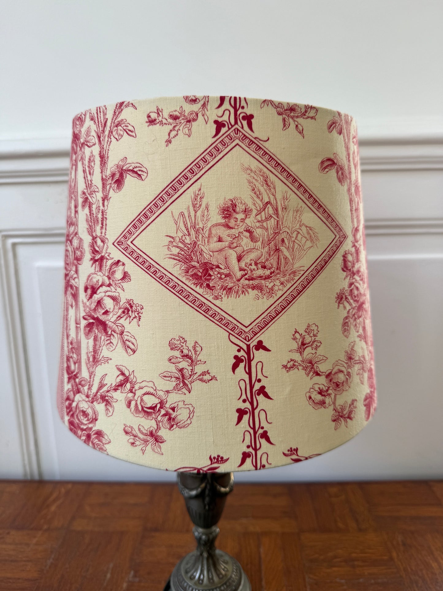 Lampe style Empire avec abat-jour en toile de jouy