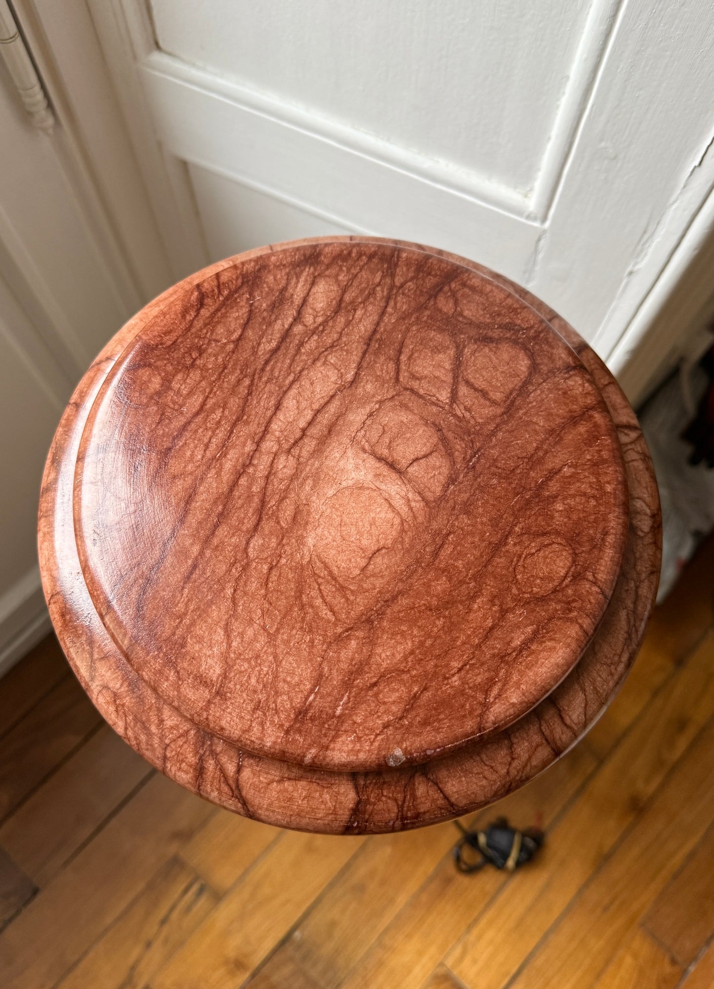 Colonne en albâtre lumineuse