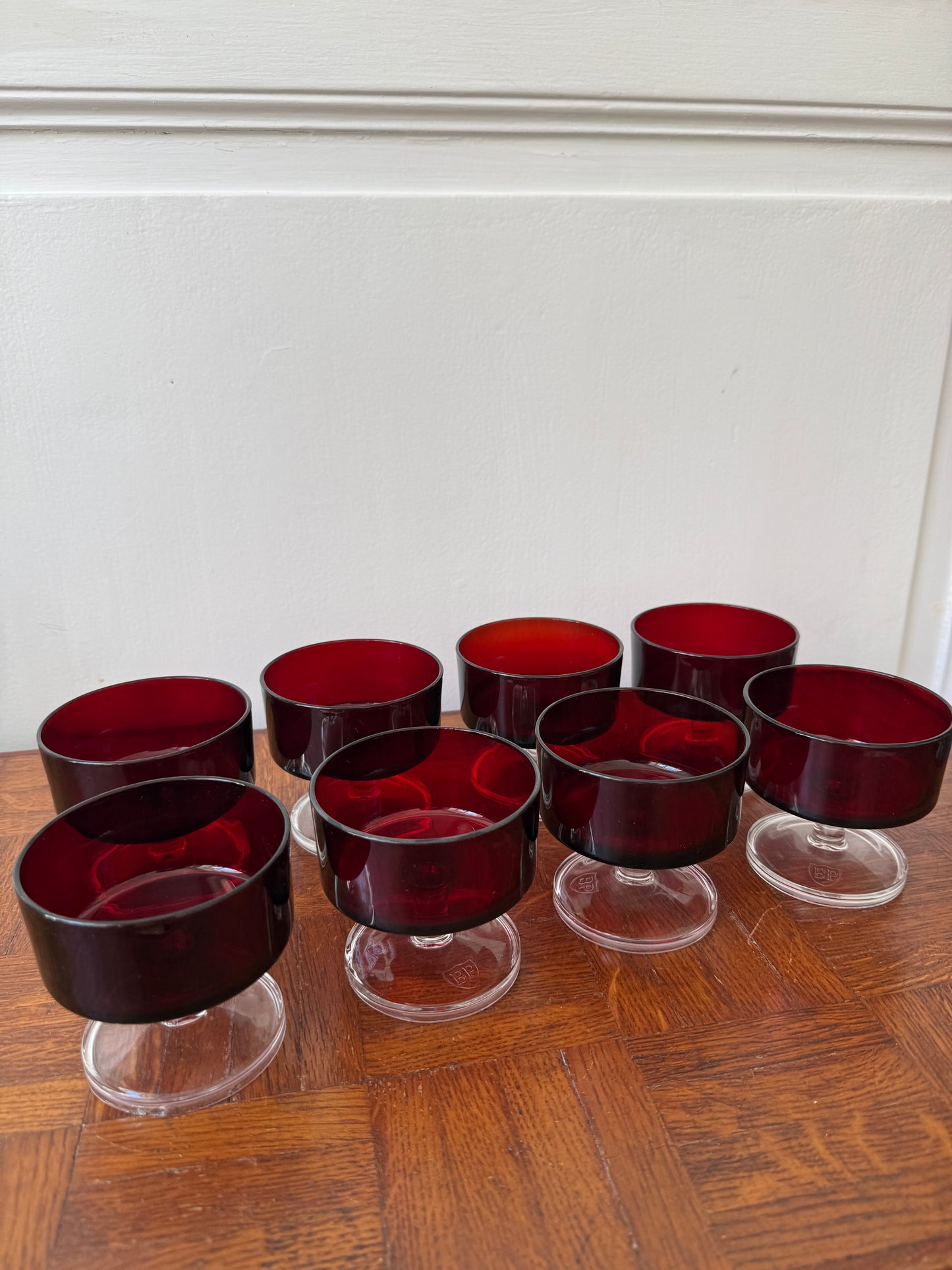 Lot de 8 coupes Luminarc - Modèle Suède