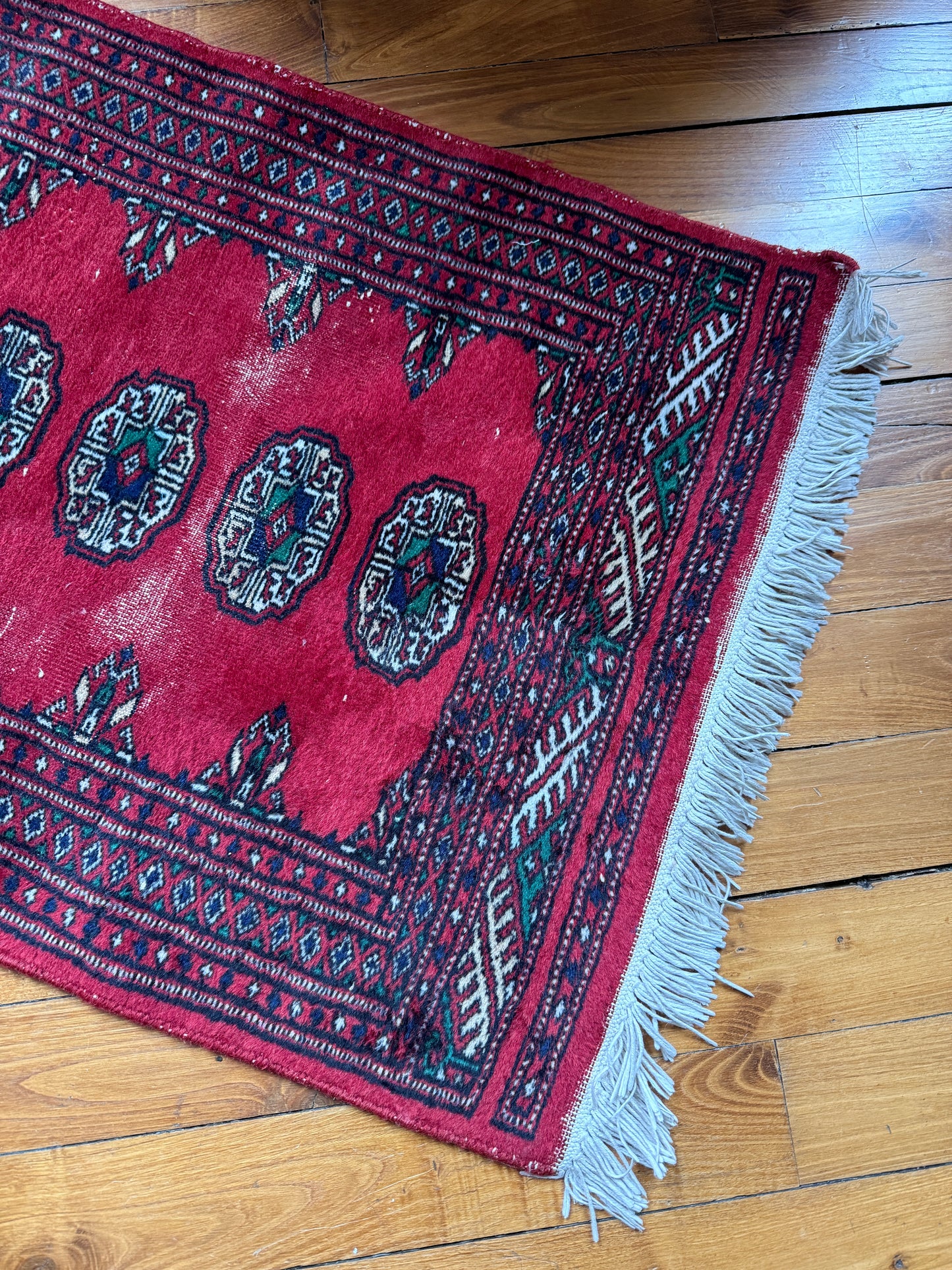 Tapis en laine tissé main – Pakistan