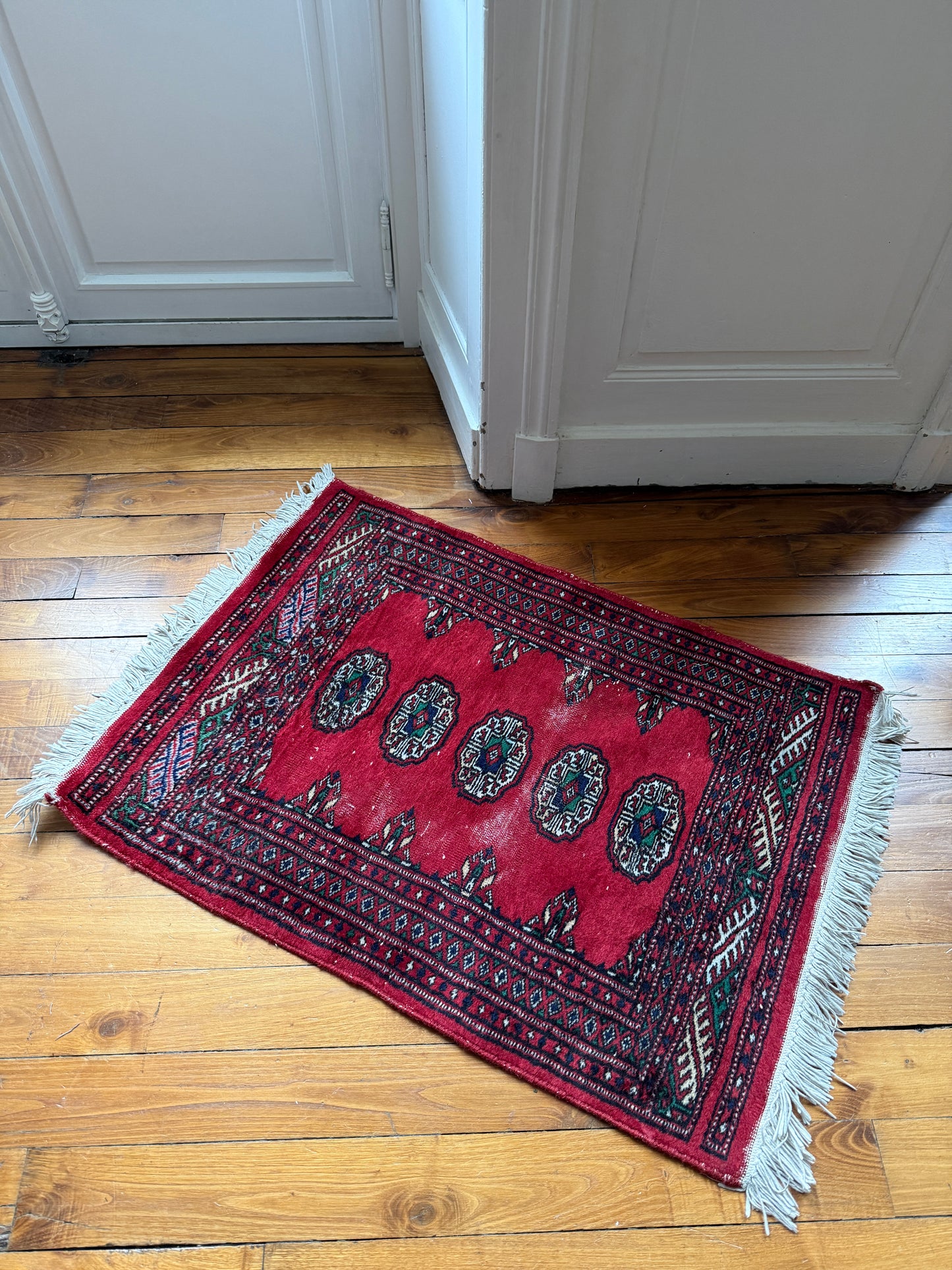 Tapis en laine tissé main – Pakistan