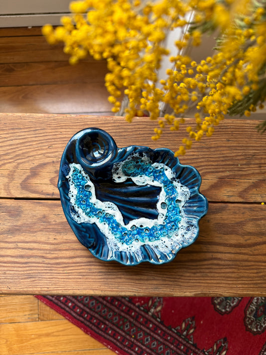 Ceramic catch-all tray in Fat Lava style by Razzia, featuring vibrant volcanic-inspired glaze and textured surface.
