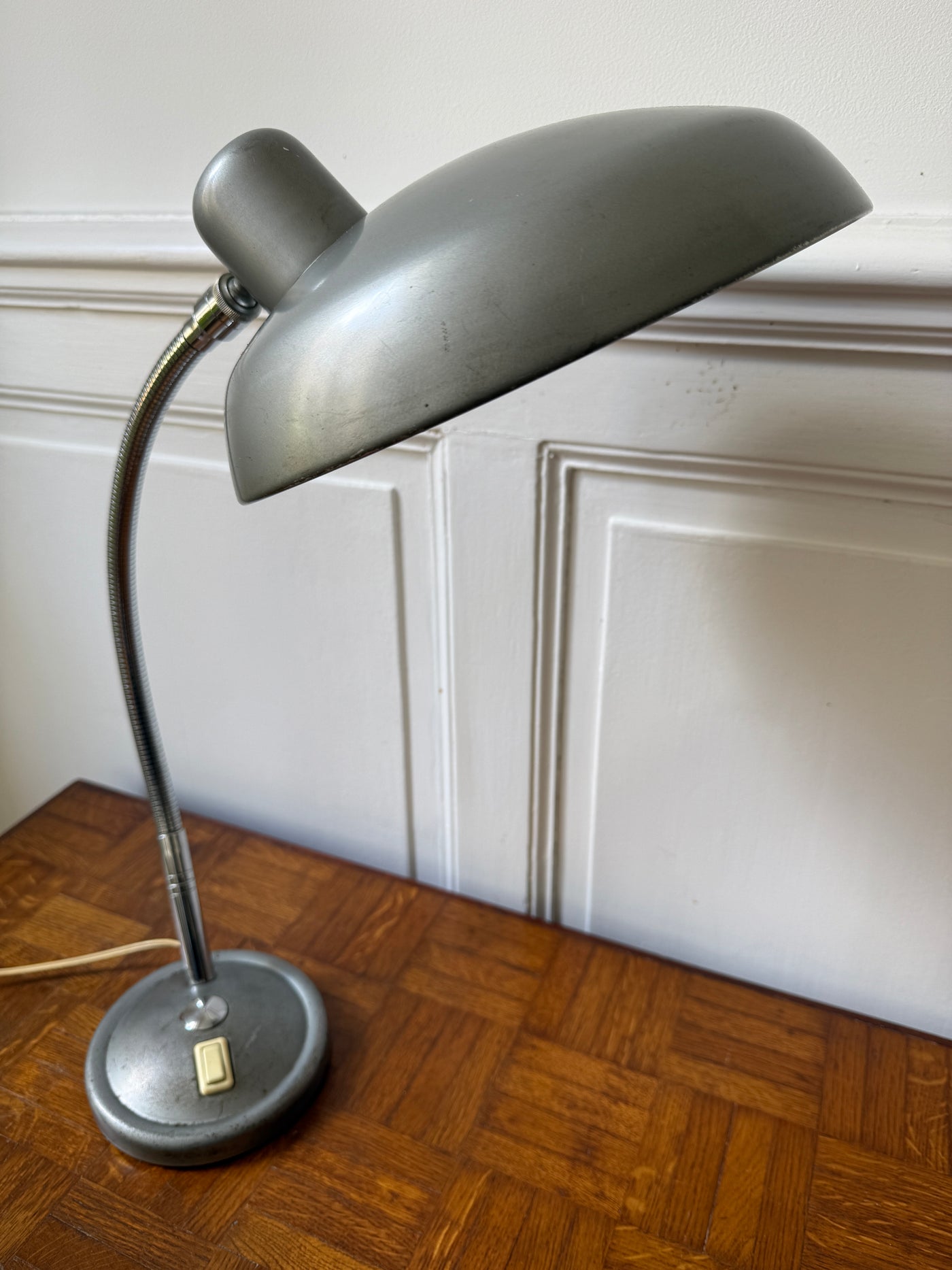 Lampe d'atelier métal industrielle col de cygne