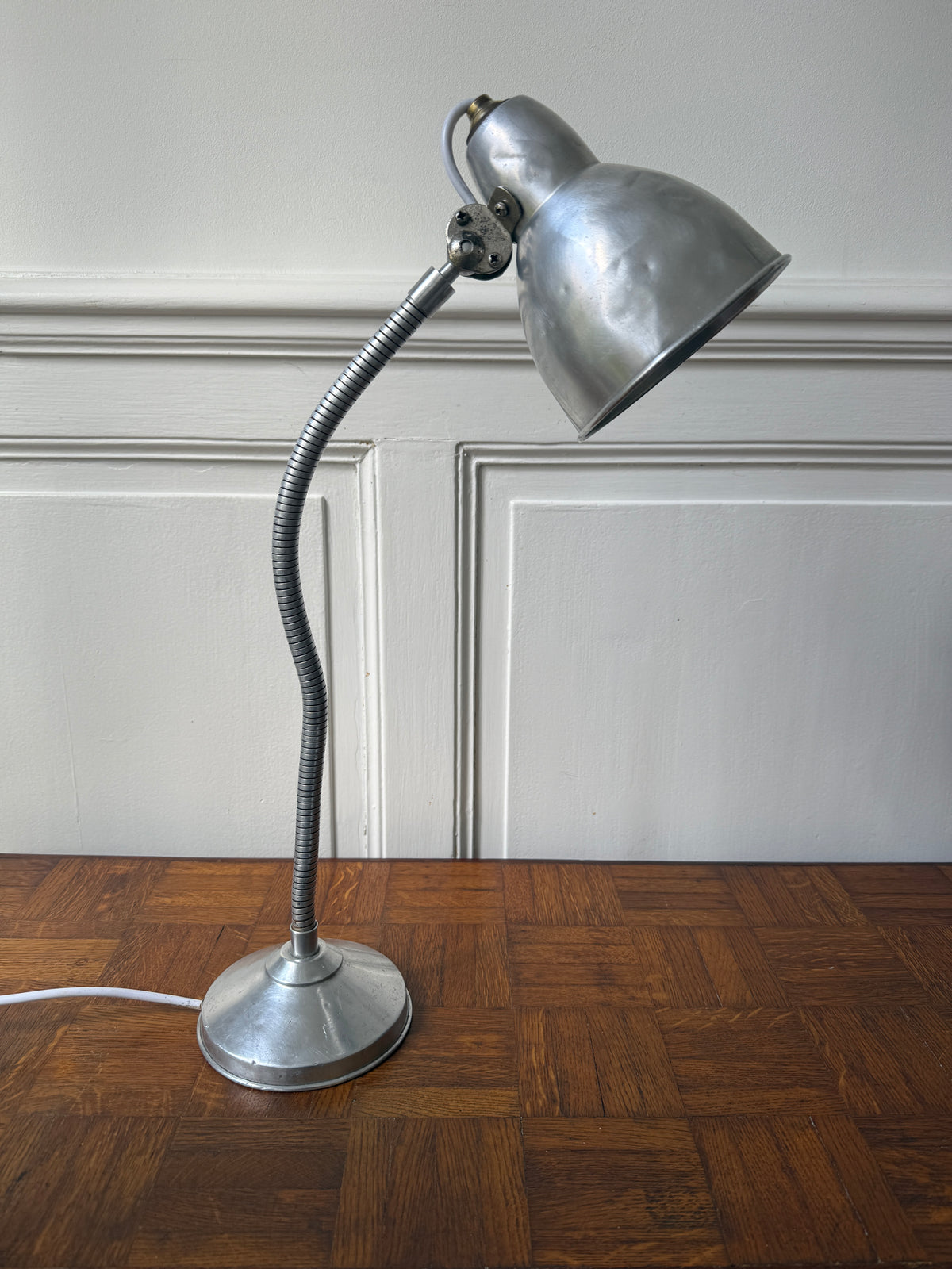 Lampe de bureau industrielle articulée – années 50