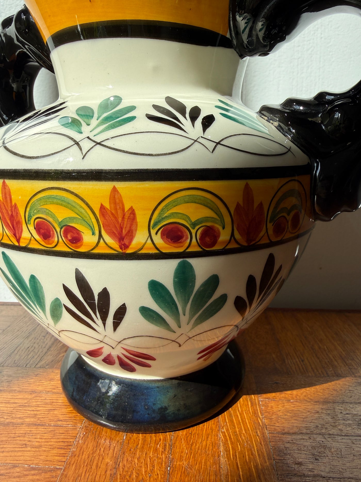 Vase Quimper en céramique – décor peint main