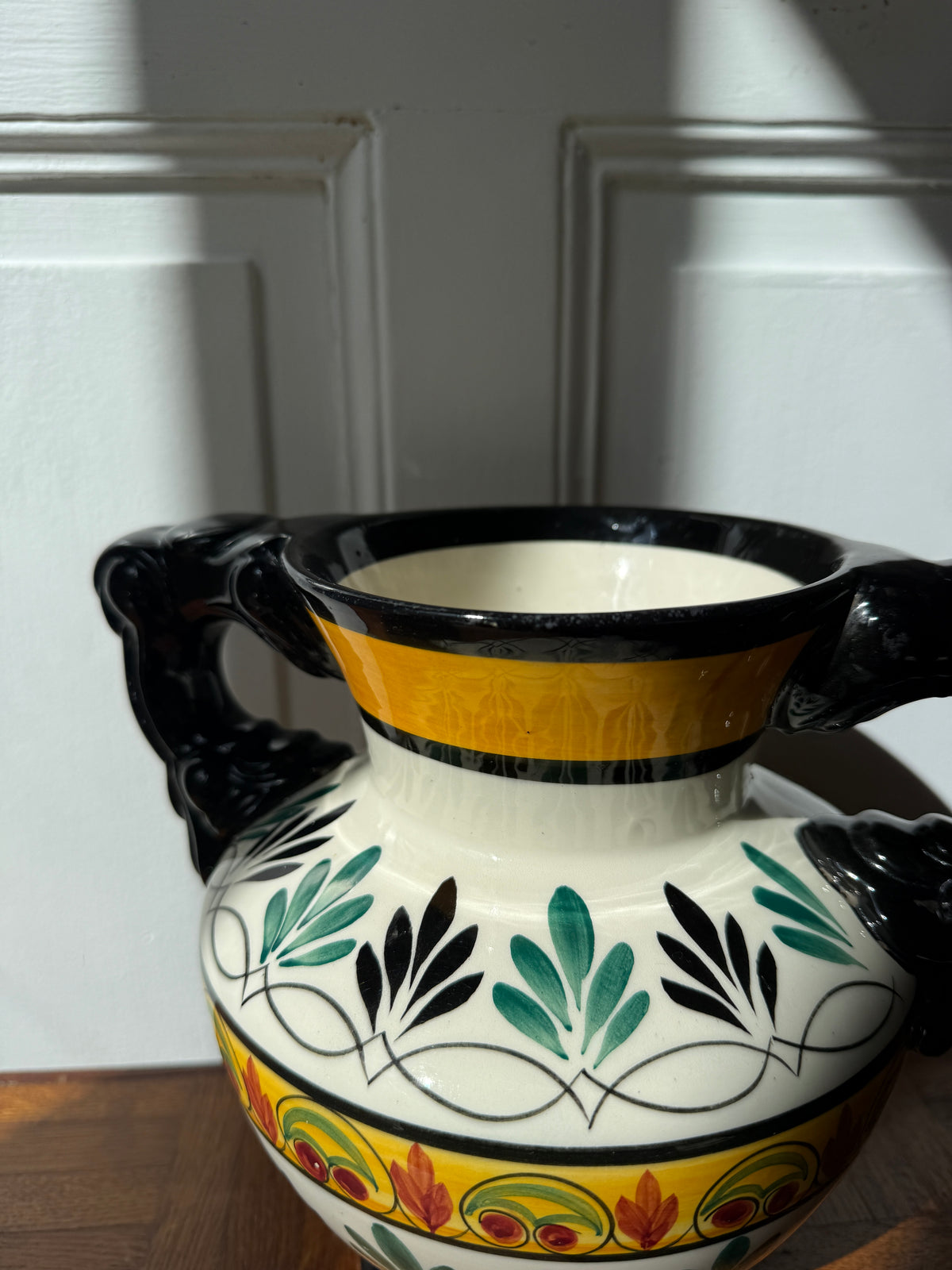 Vase Quimper en céramique – décor peint main