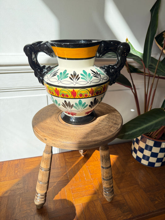 Vase Quimper en céramique Razzia avec décoration peinte à la main, motif traditionnel breton, avec finition lisse et colorée.