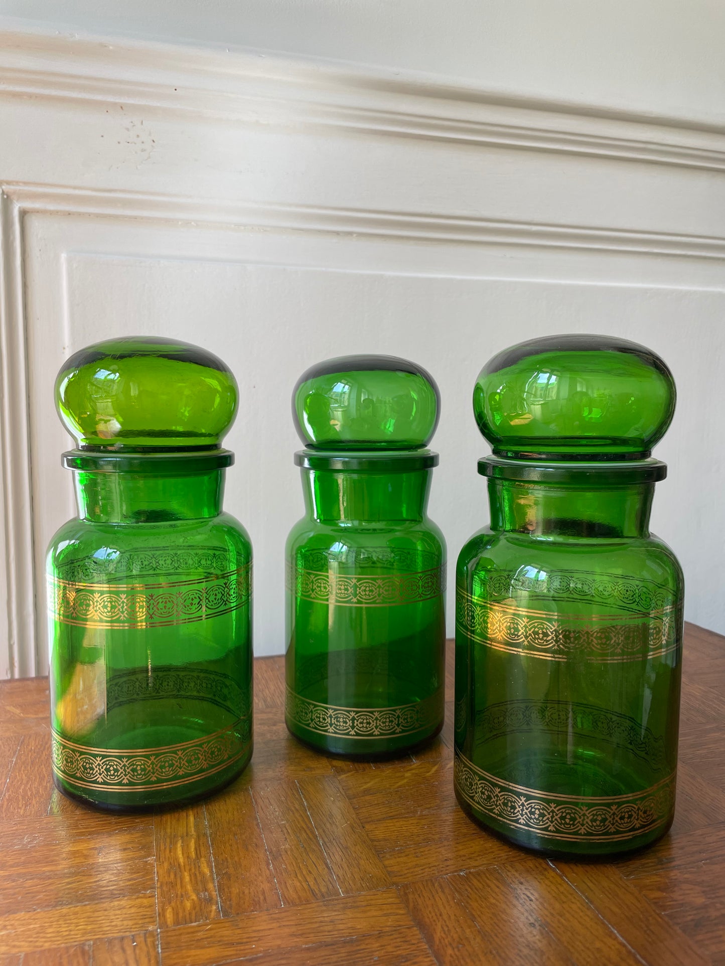 Flacon d'apothicaires en verre vert