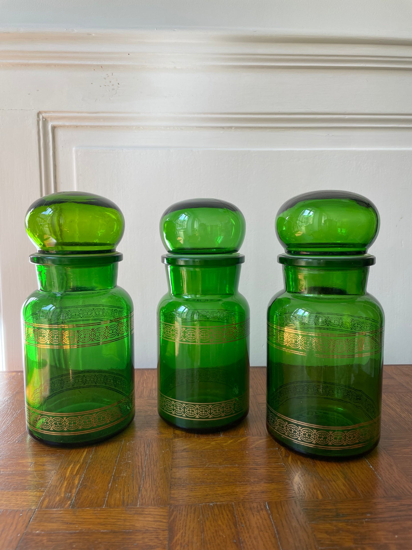 Flacon d'apothicaires en verre vert