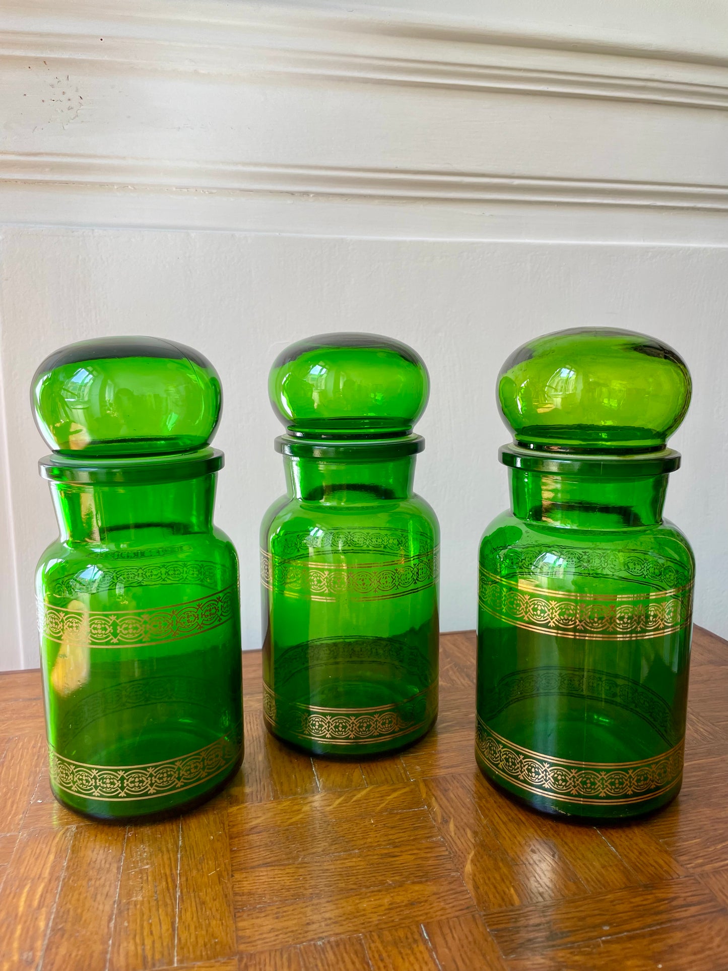 Flacon d'apothicaires en verre vert