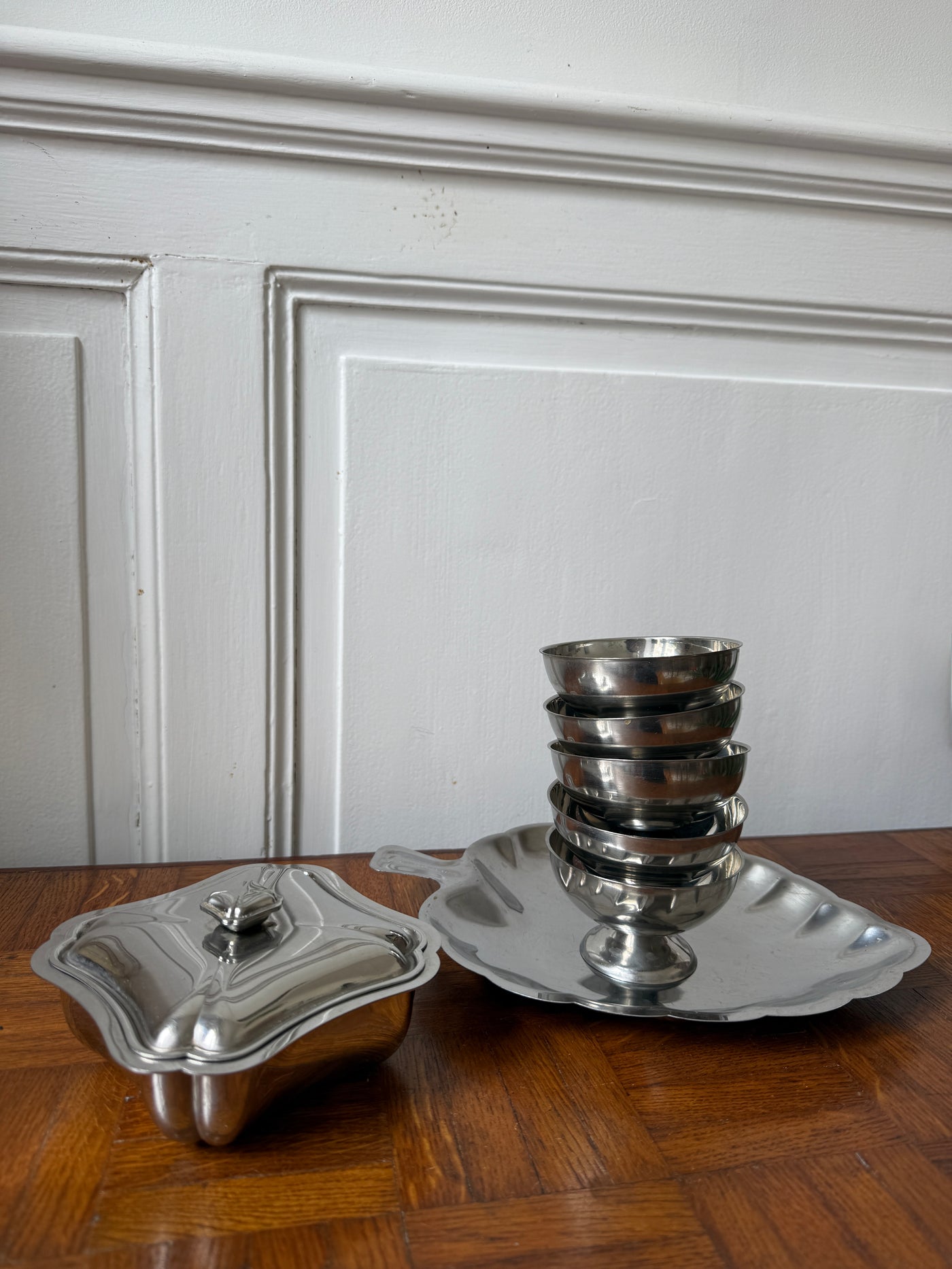Ensemble pour l'apéritif en inox