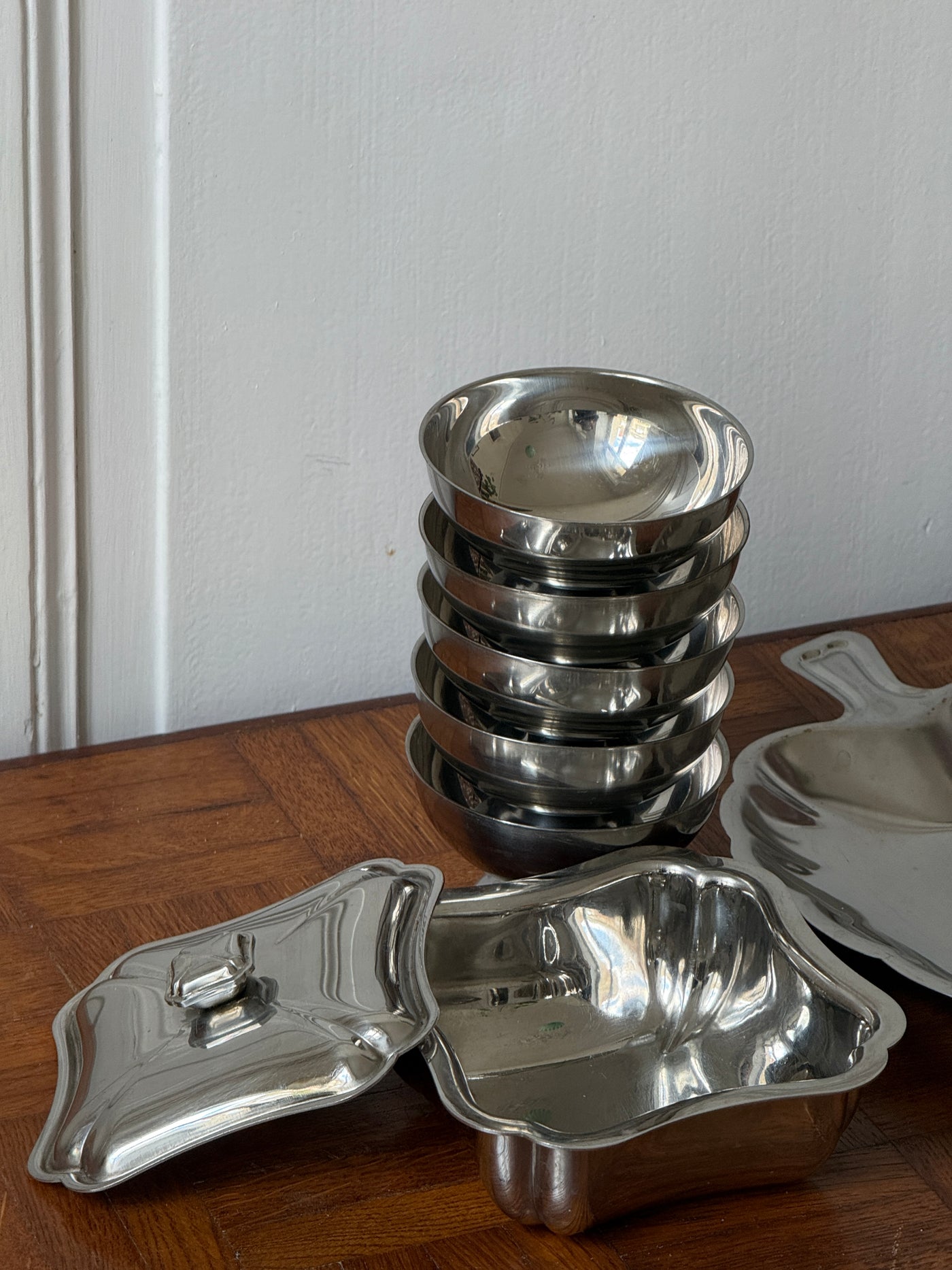 Ensemble pour l'apéritif en inox