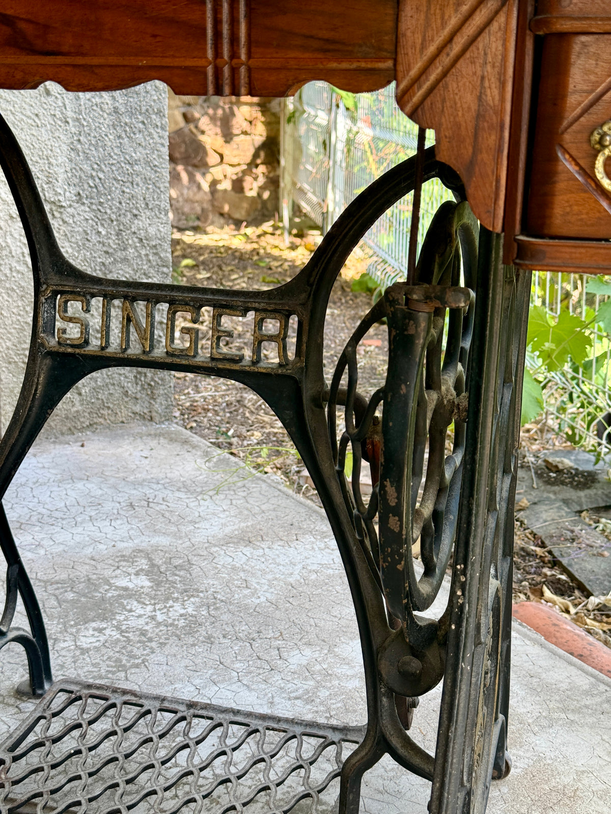 Ancienne machine à coudre Singer