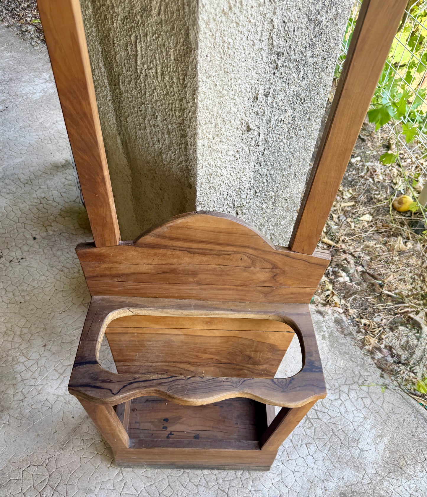 Vestiaire / porte manteaux et parapluie en bois d'olivier