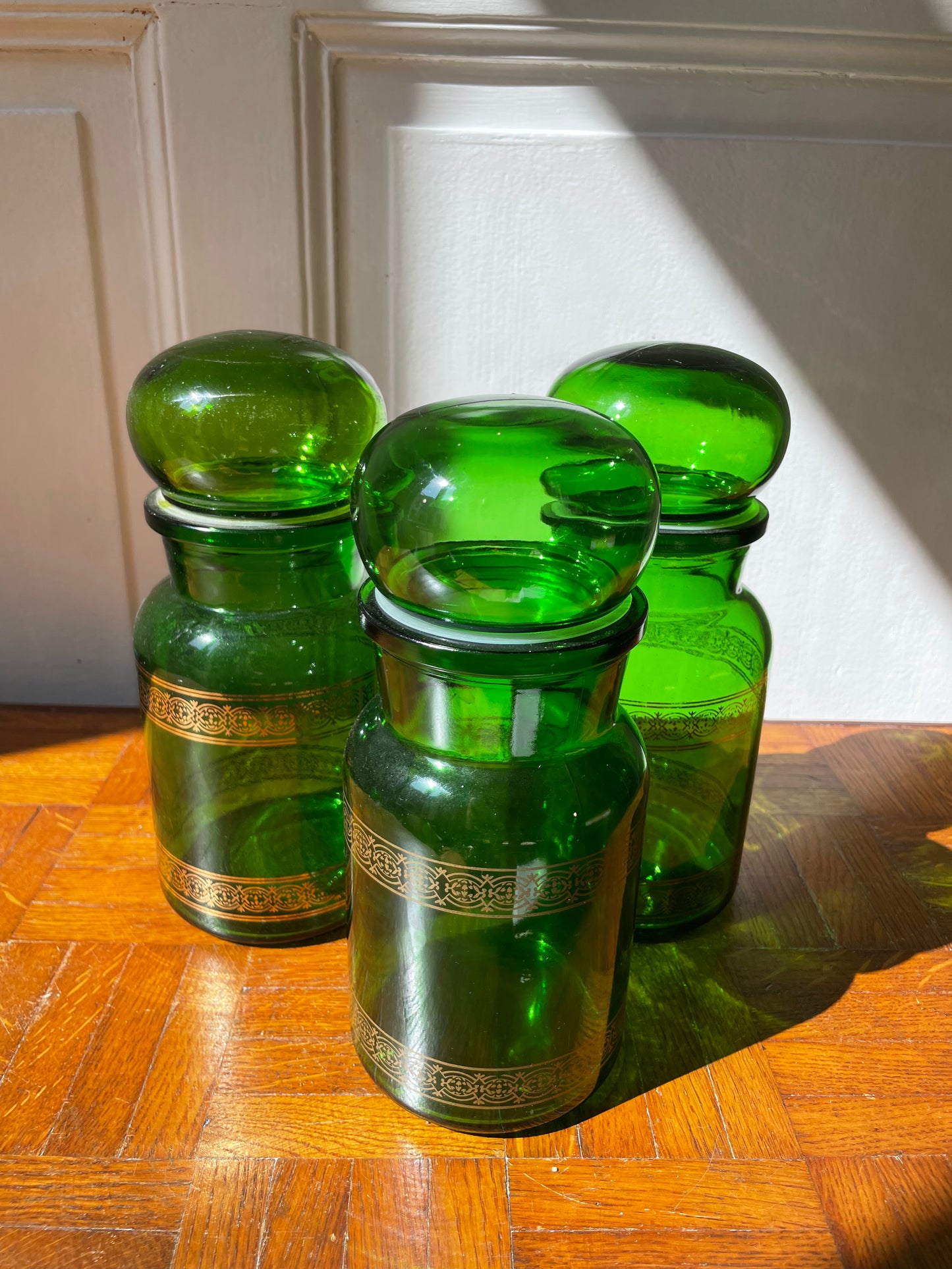 Flacon d'apothicaires en verre vert