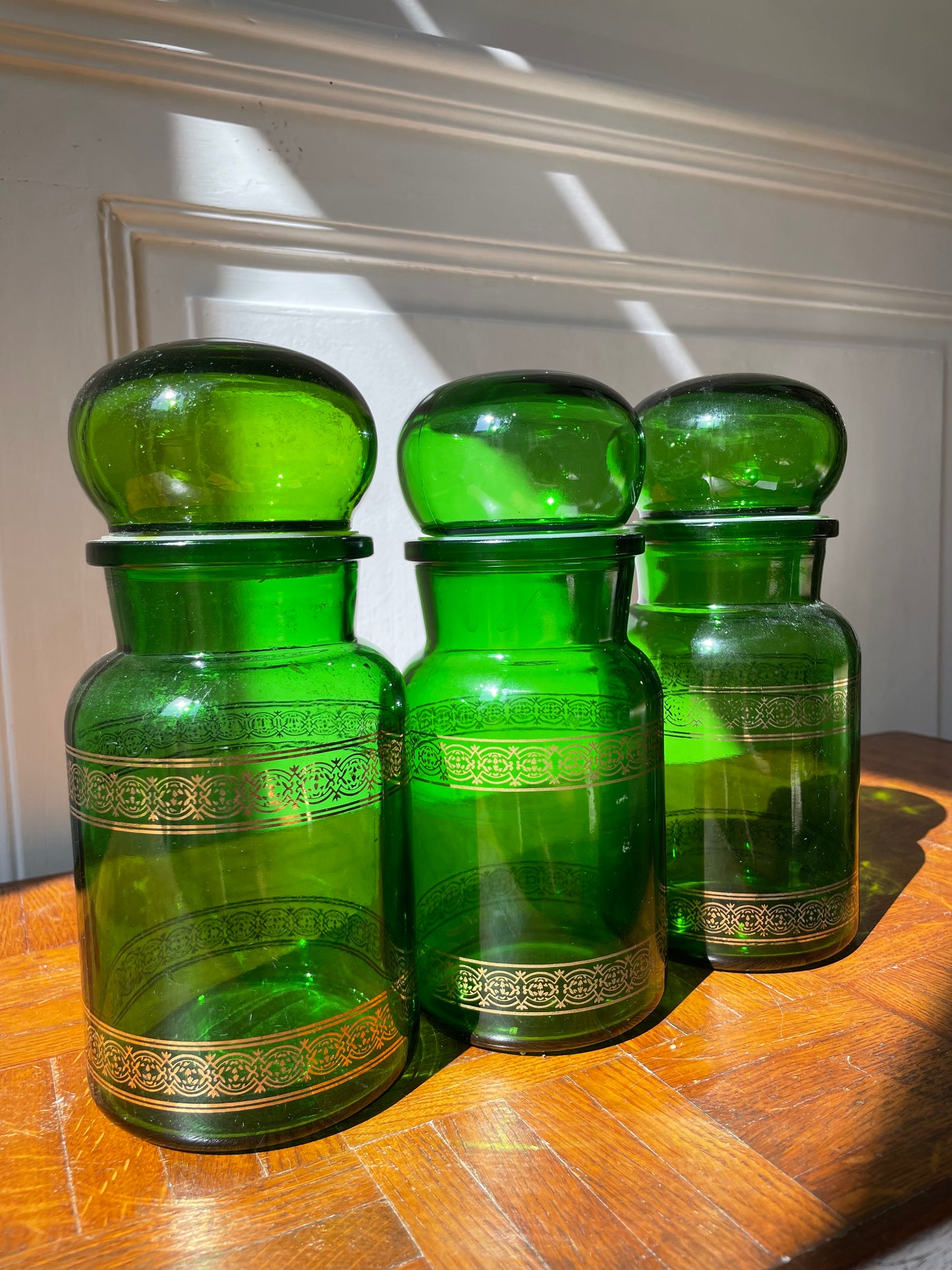 Flacon d'apothicaires en verre vert