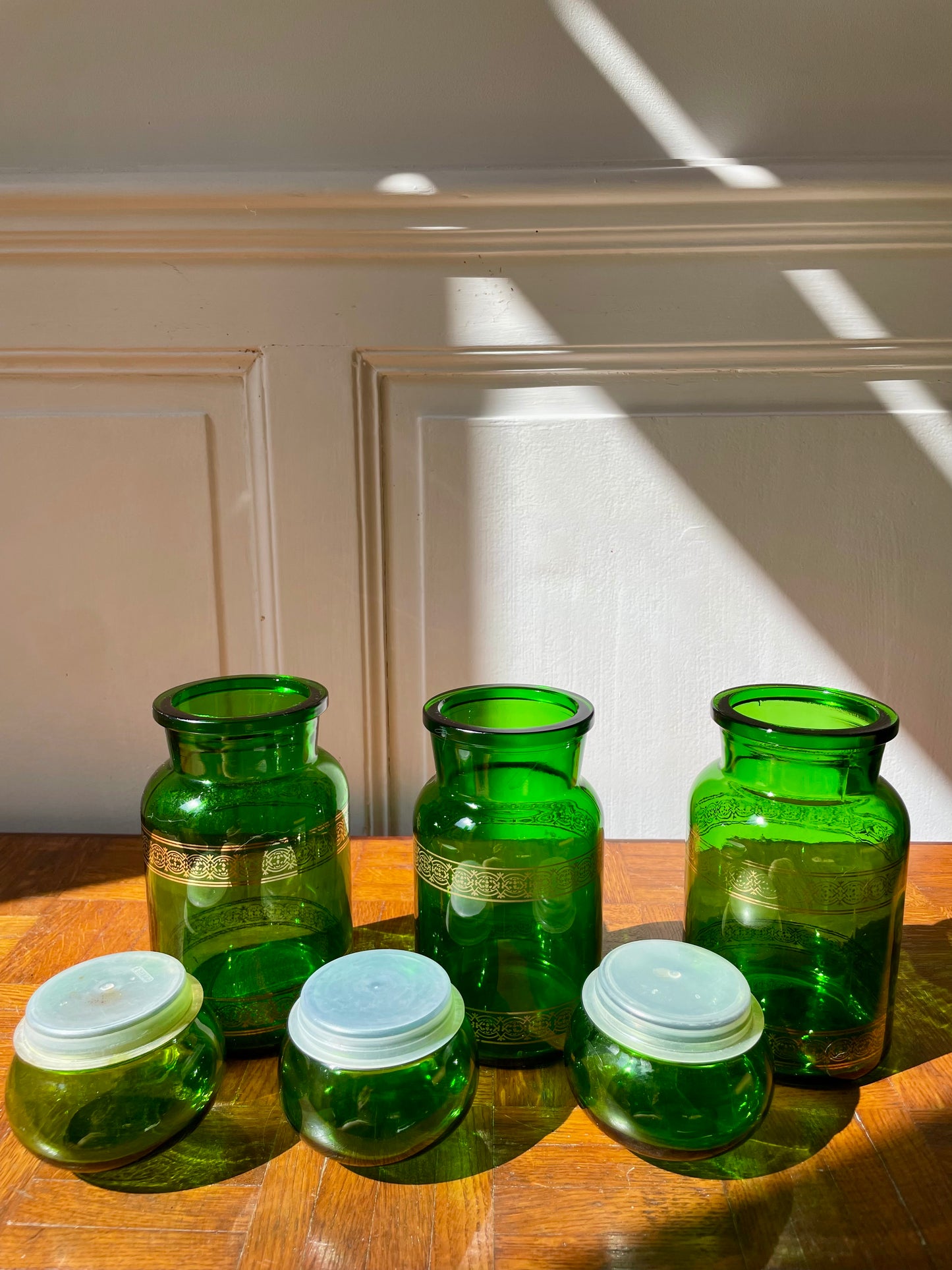 Flacon d'apothicaires en verre vert