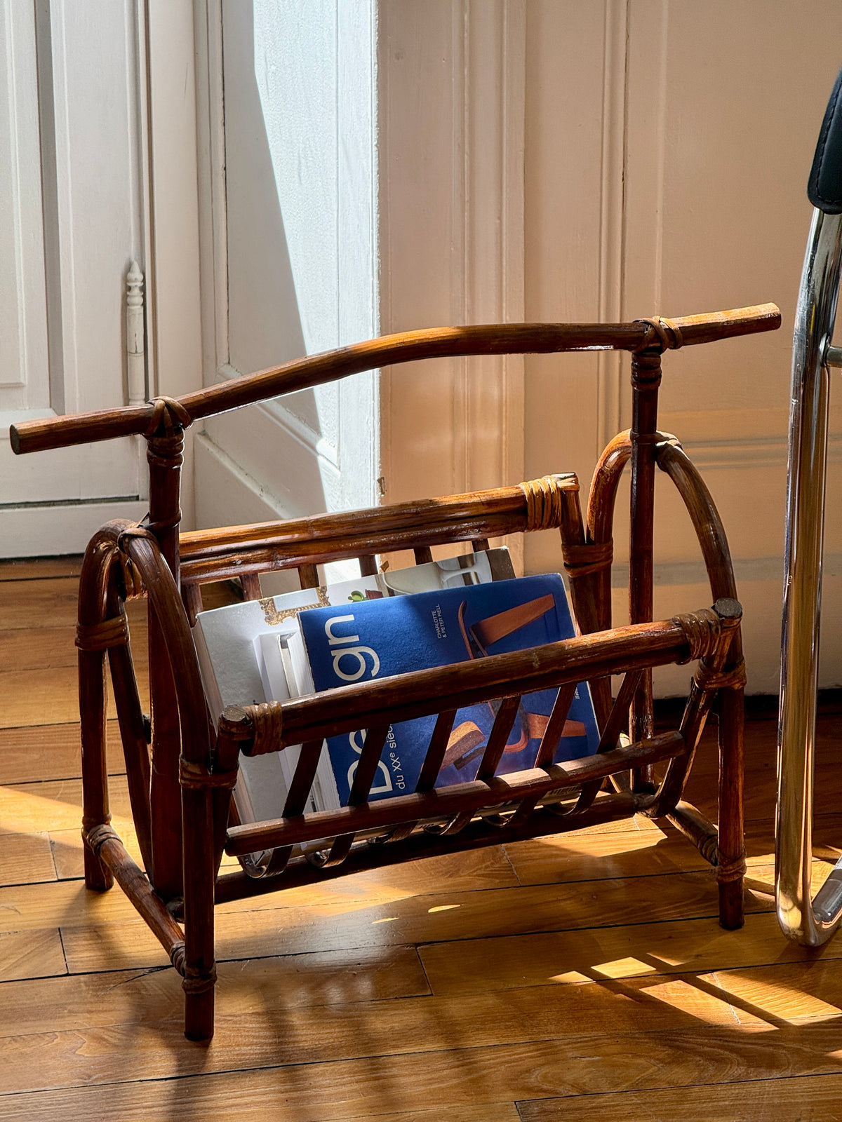 Porte-revues en rotin