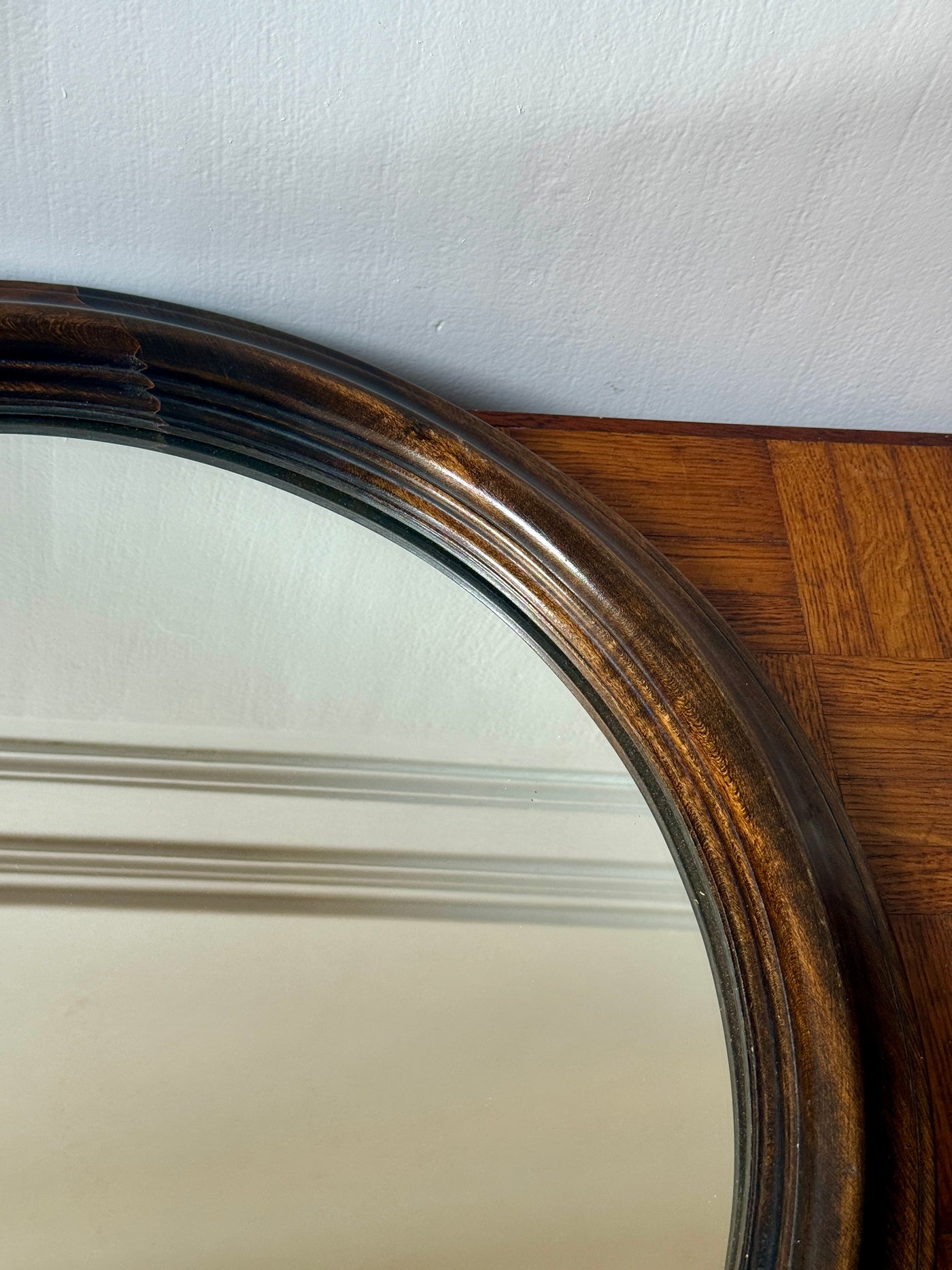 Miroir rond minimaliste en bois