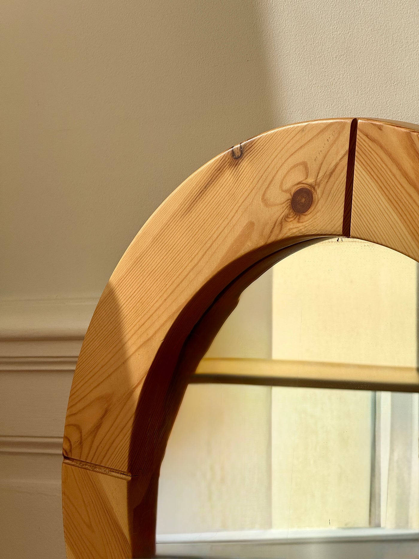 Miroir rond en bois brut